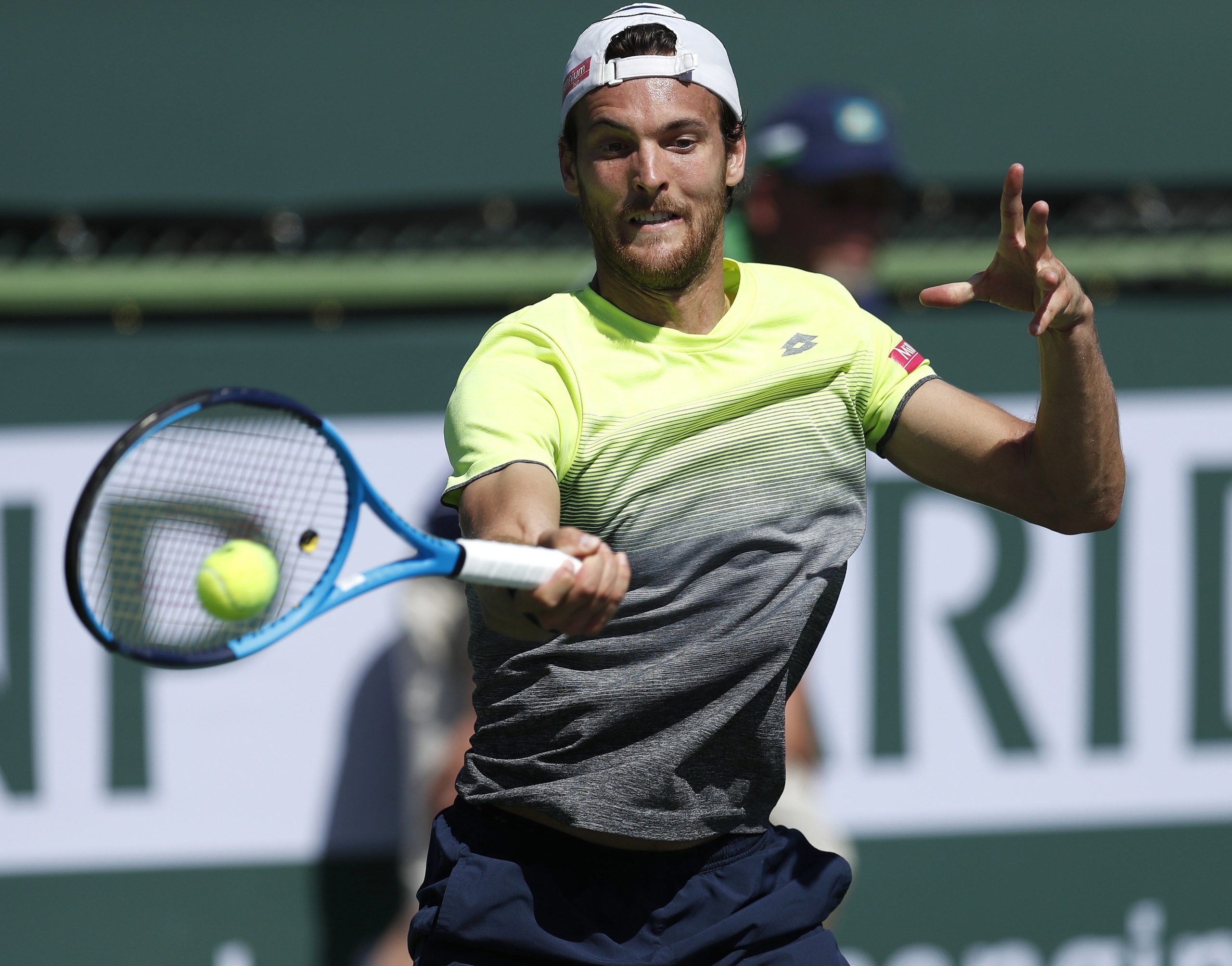 João Sousa elimina Alexander Zverev e avança para a terceira ronda em Indian Wells