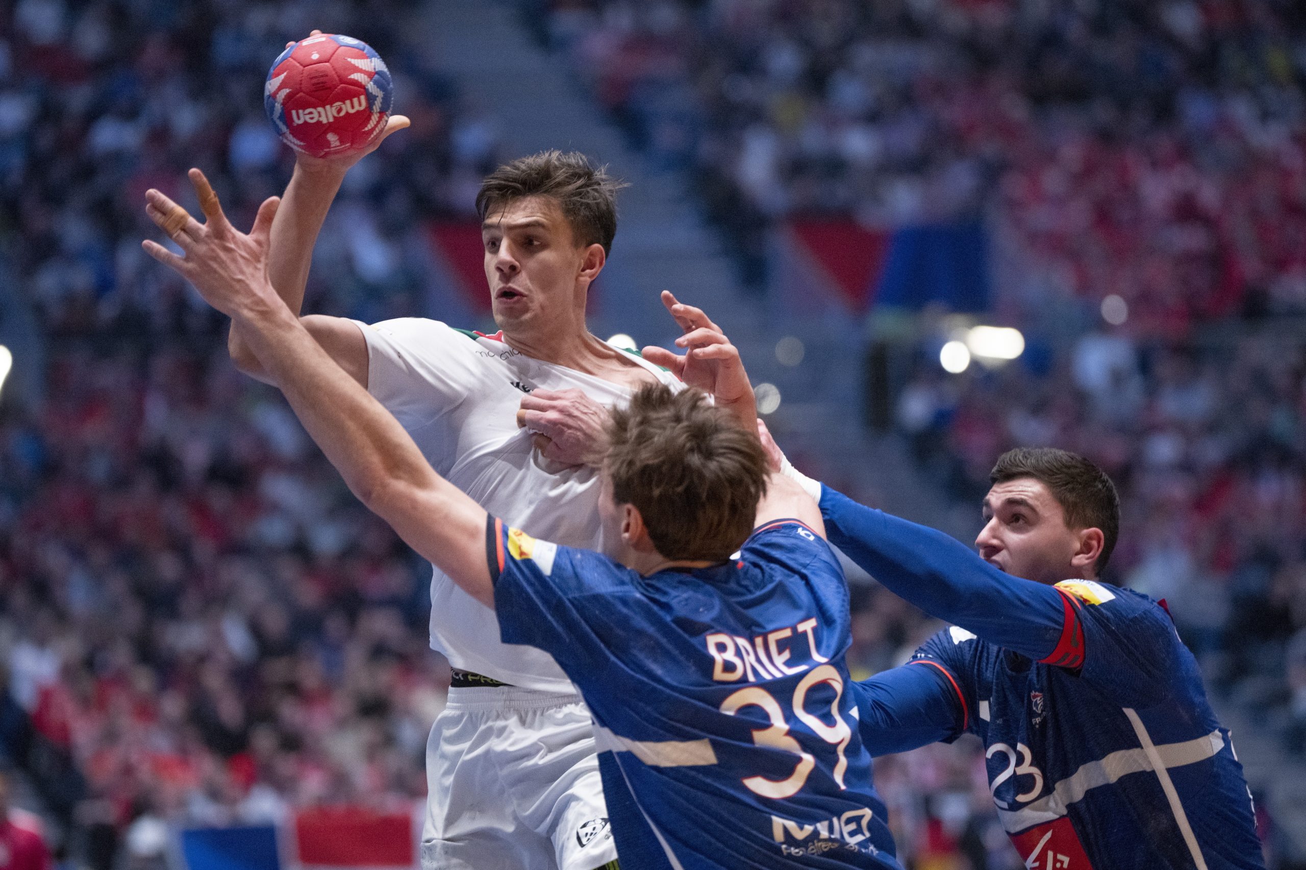 Portugal vence Suécia e alcança histórico quinto lugar no Europeu de andebol