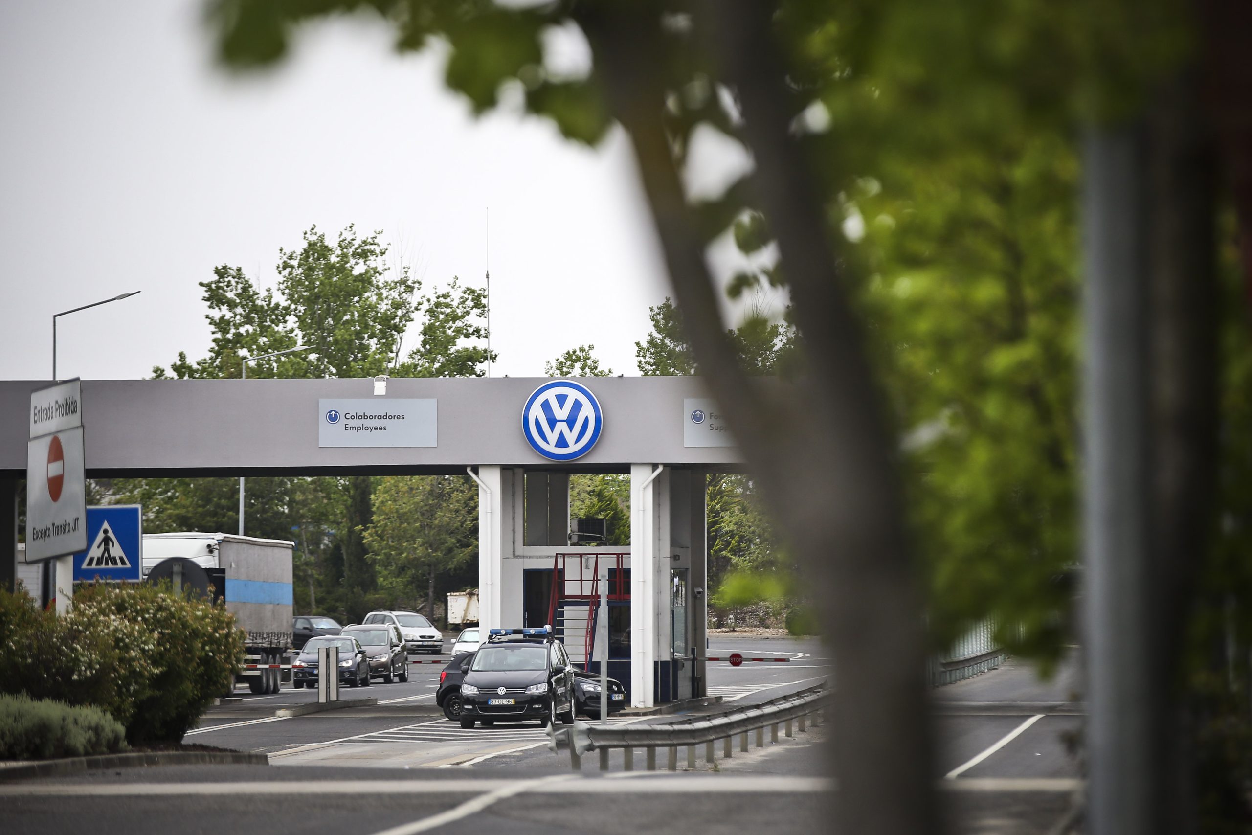 Governo continua a acompanhar situação na Autoeuropa e reuniu-se com a Volkswagen