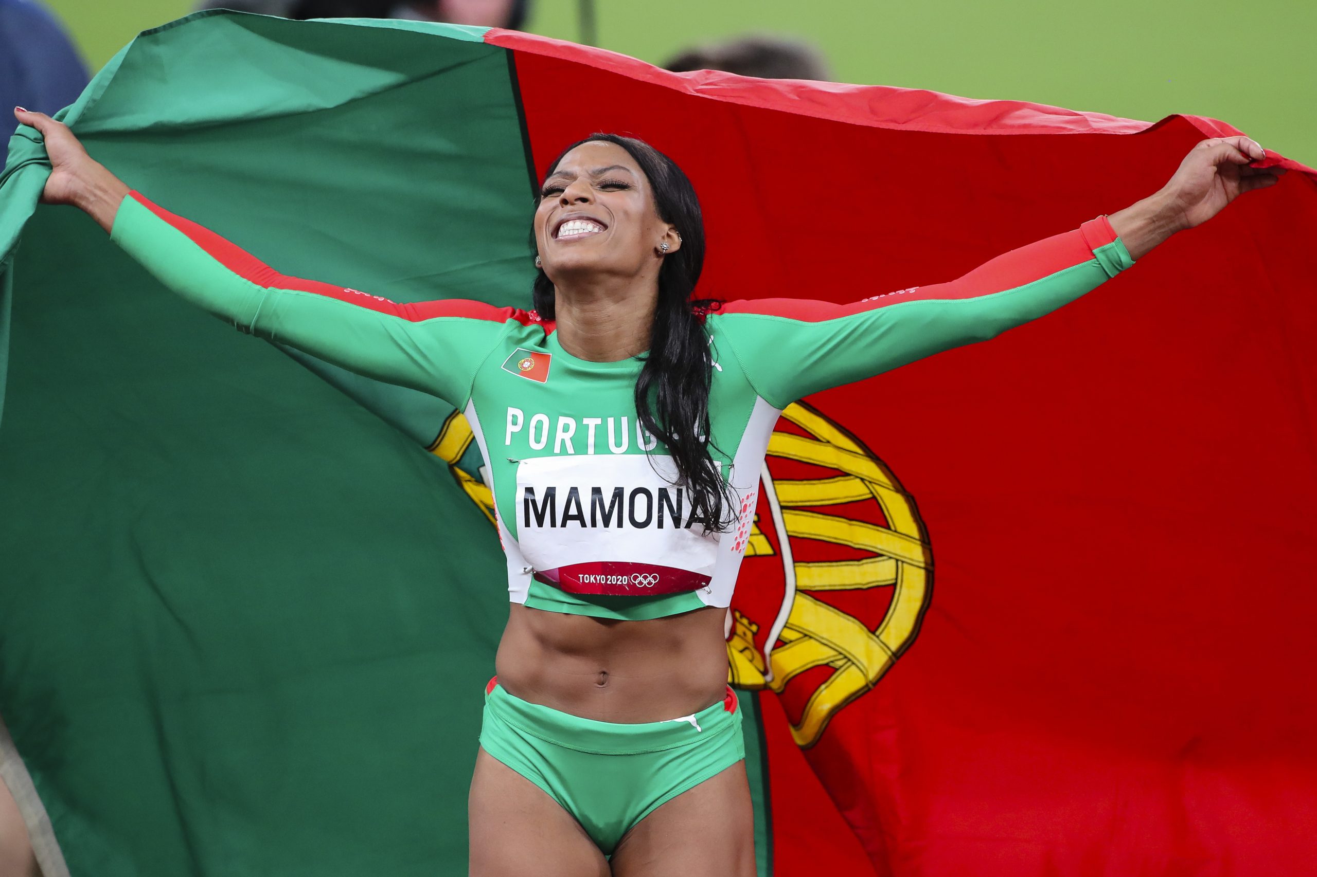 “Faço parte das melhores do mundo”. Patrícia Mamona não consegue conter a emoção