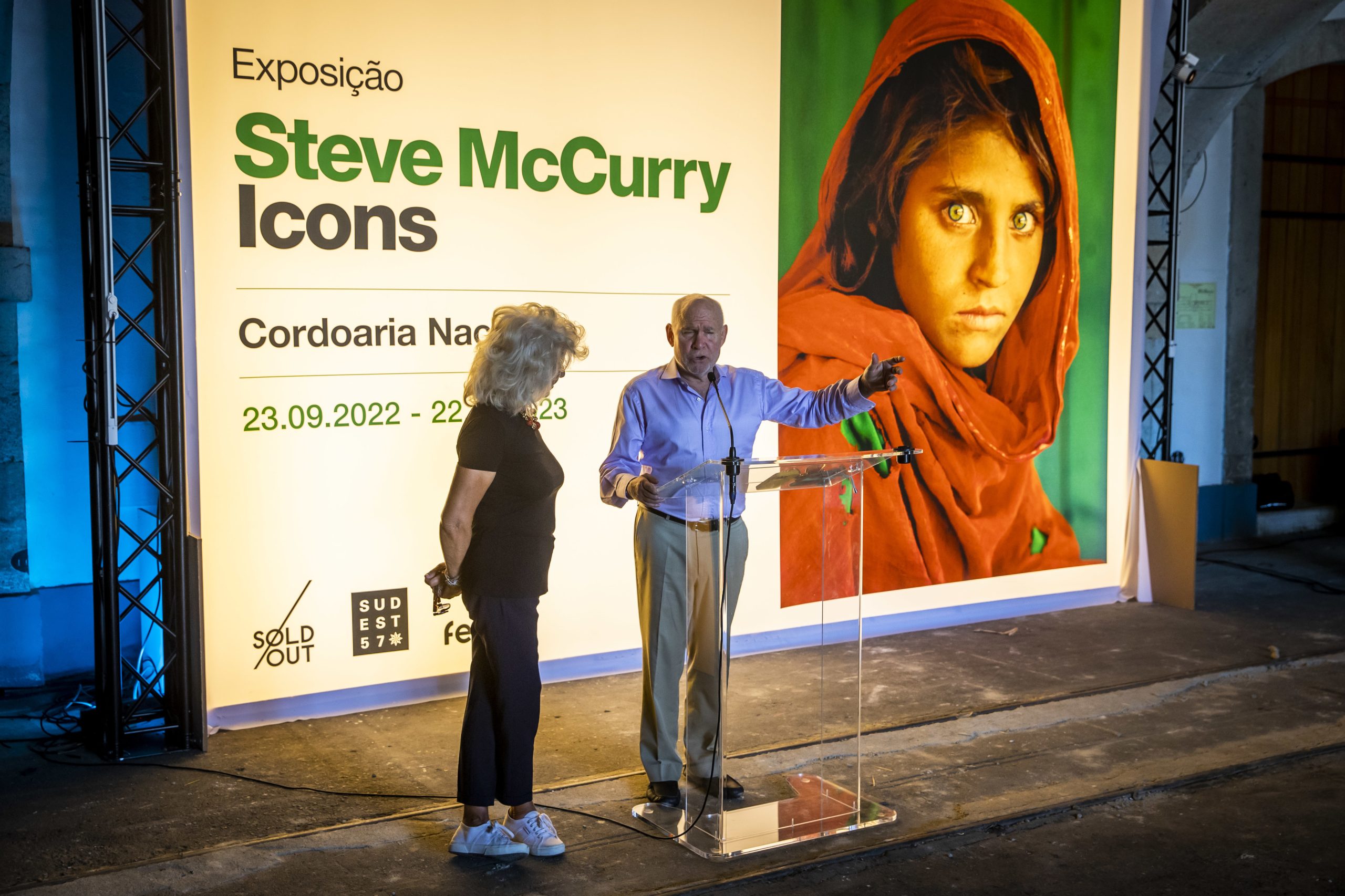 Exposição do fotógrafo Steve McCurry em Lisboa lembra o passado para melhorar o futuro