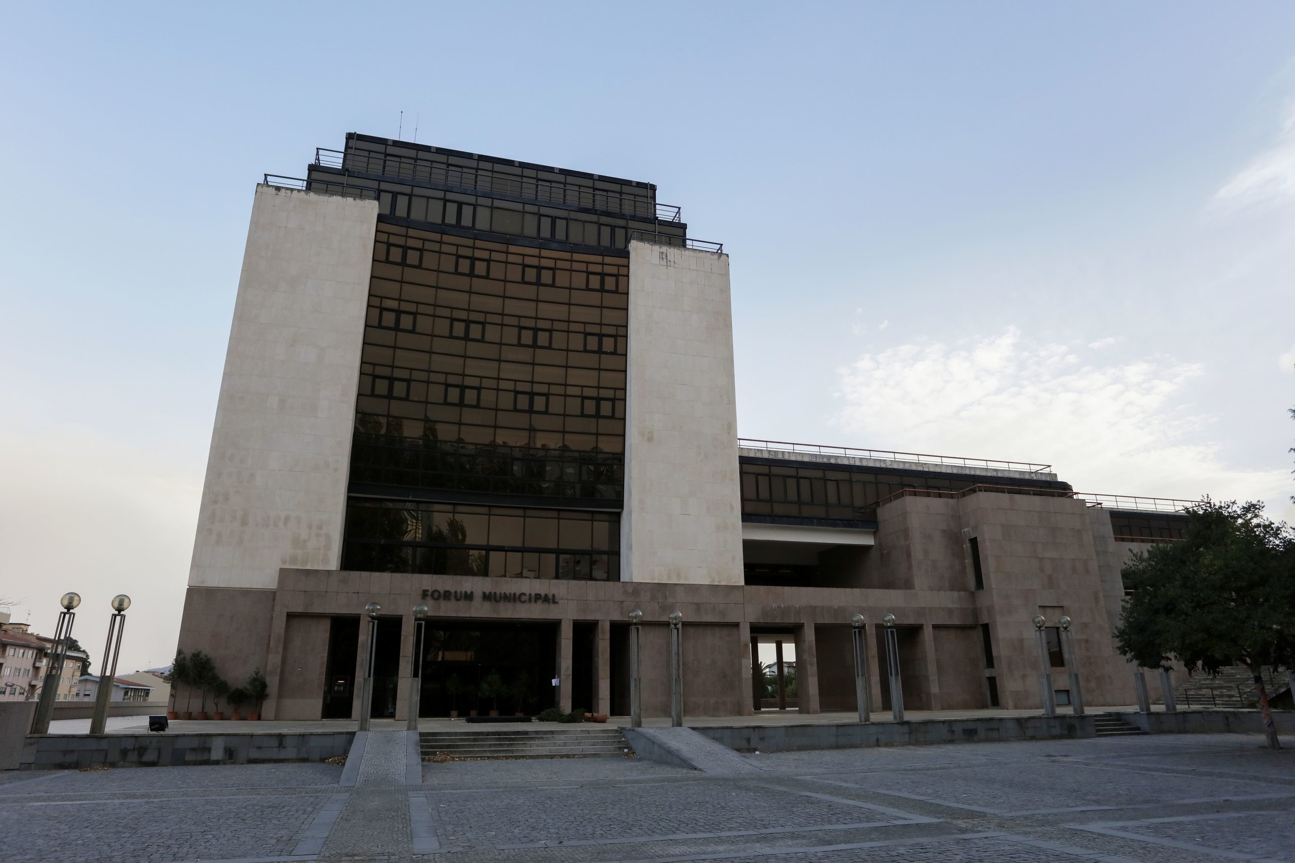 Covid-19: Presidente da Câmara de São João da Madeira está recuperado