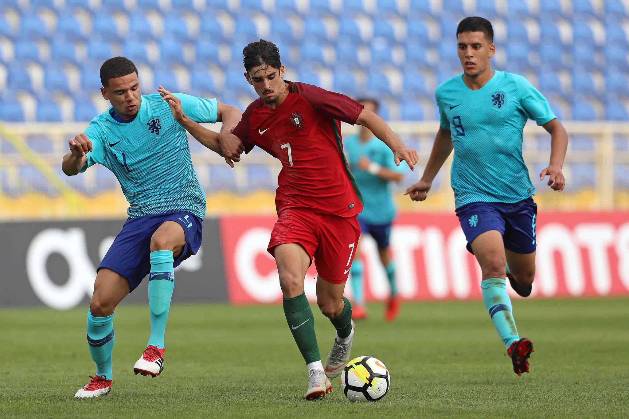 Seleções sub-20 de Portugal e Holanda anulam-se em jogo de preparação