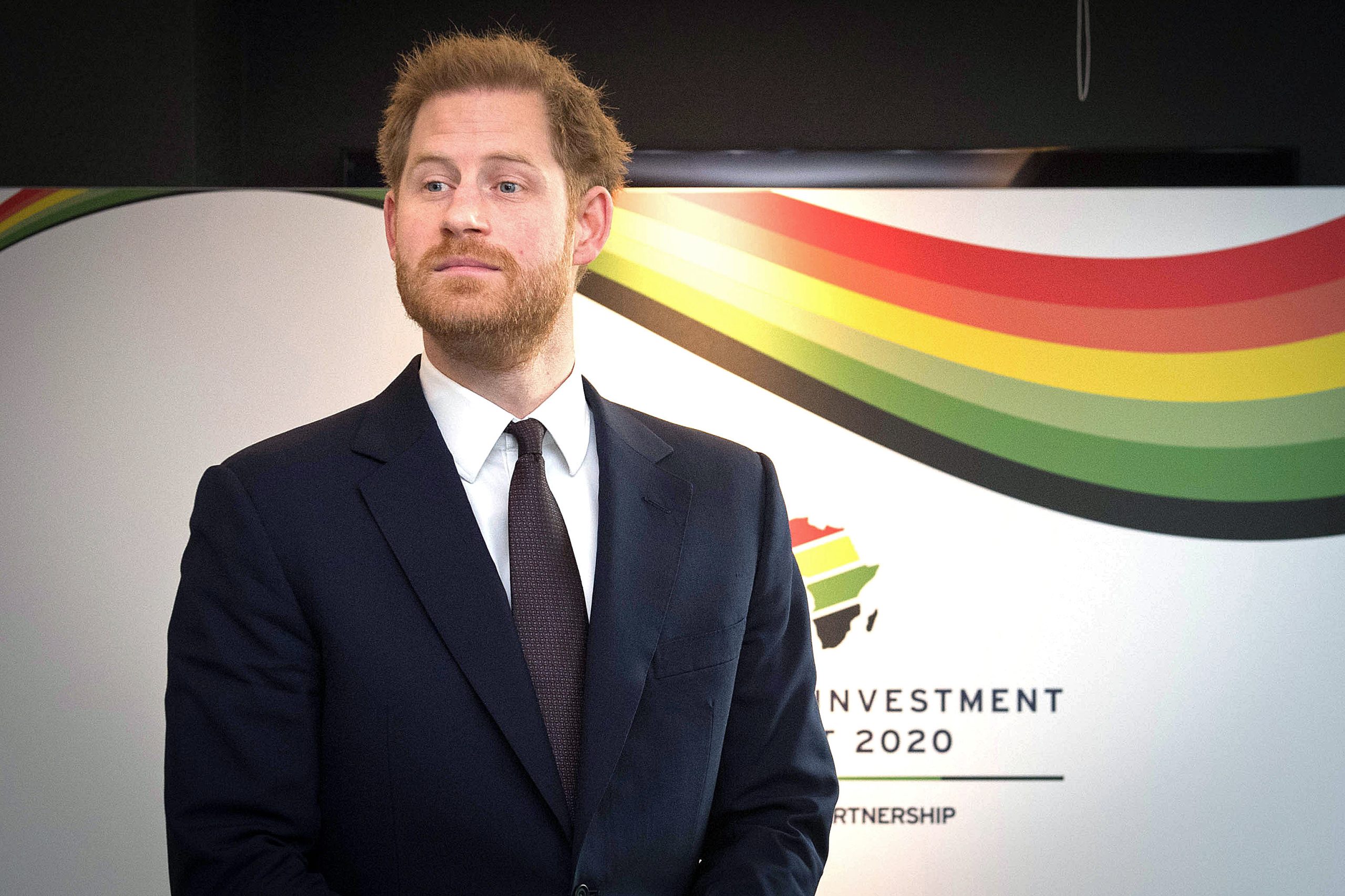 Príncipe Harry encontra-se com Carlos III pela primeira vez em mais de um ano