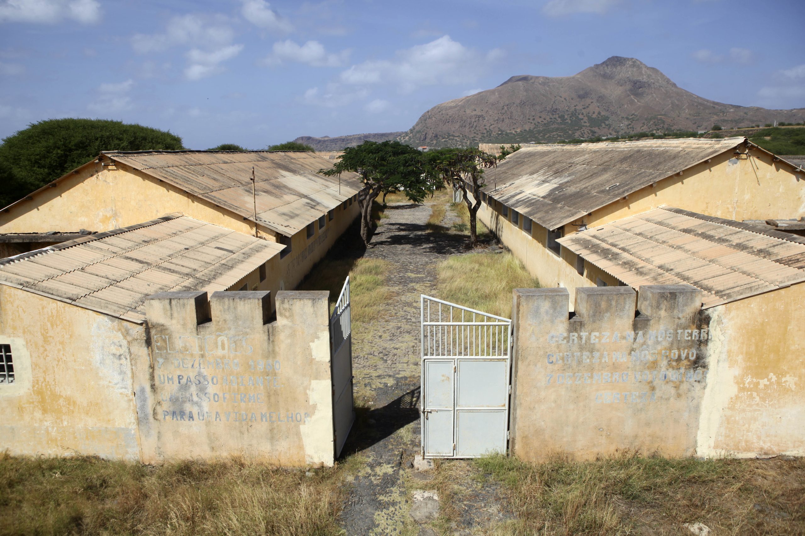 Visita ao ex-campo do Tarrafal é um sonho que “sabe a pouco” por falta de informação