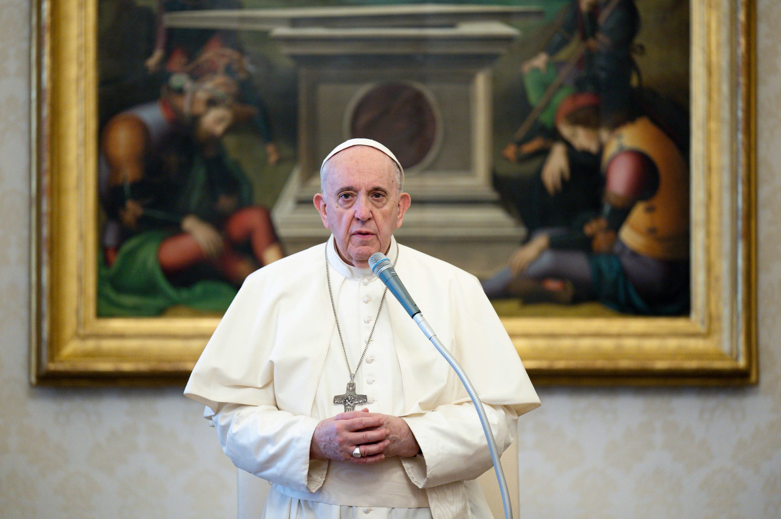 Papa apela para respeito pelas medidas para travar pandemia