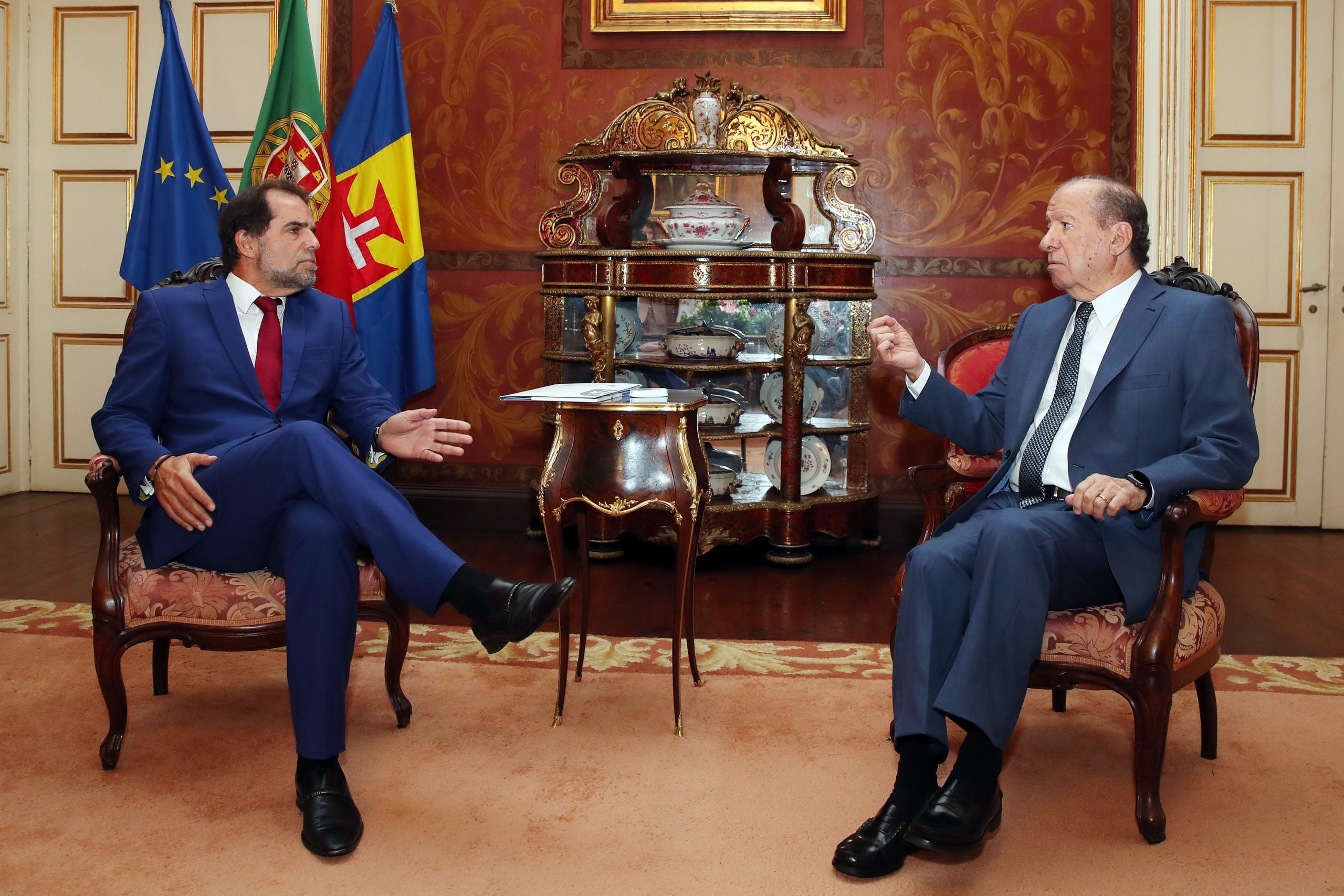 Após publicação em DR, Governo da Madeira entra hoje em gestão. Albuquerque pode afastar-se da vida política