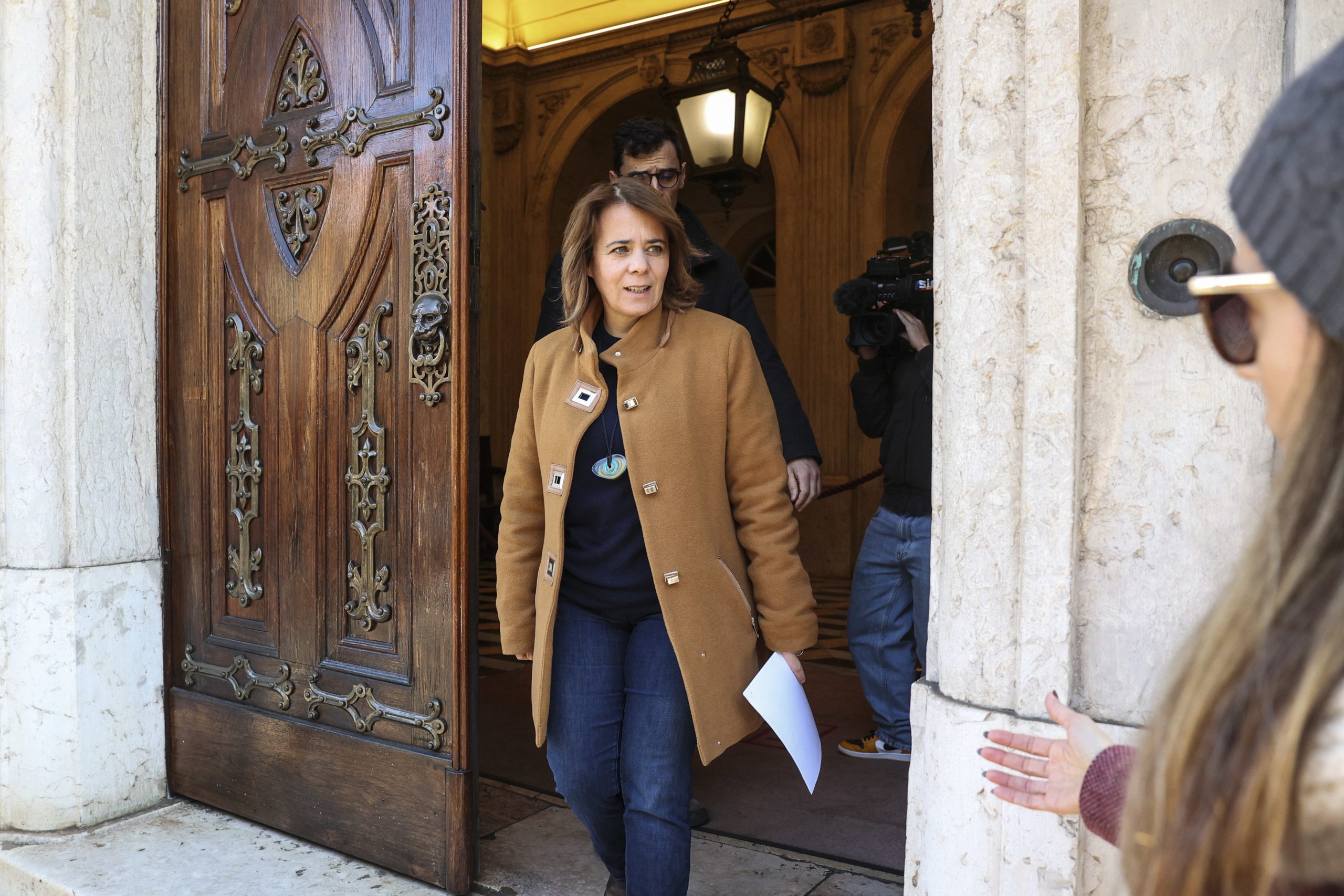 Catarina Martins critica entrevista “desastrosa” de António Costa e diz que não responde ao país