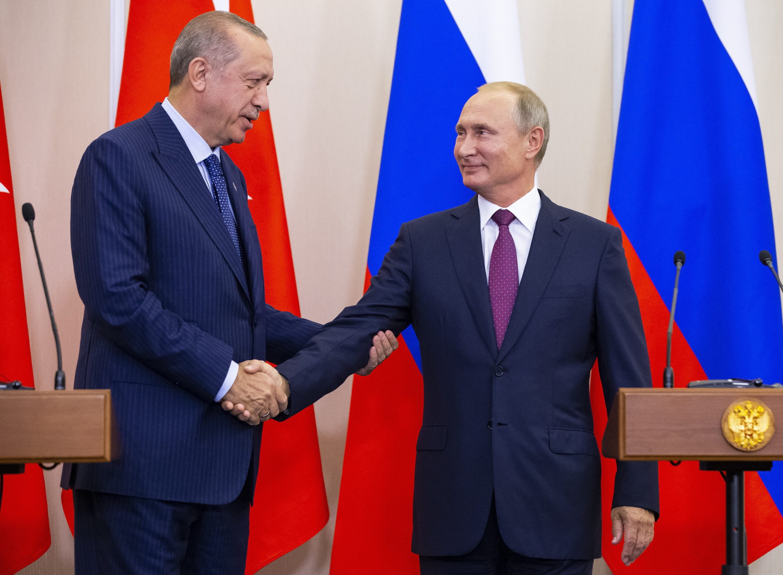 Erdogan e Putin debatem em Moscovo situação na Síria pós-retirada dos EUA