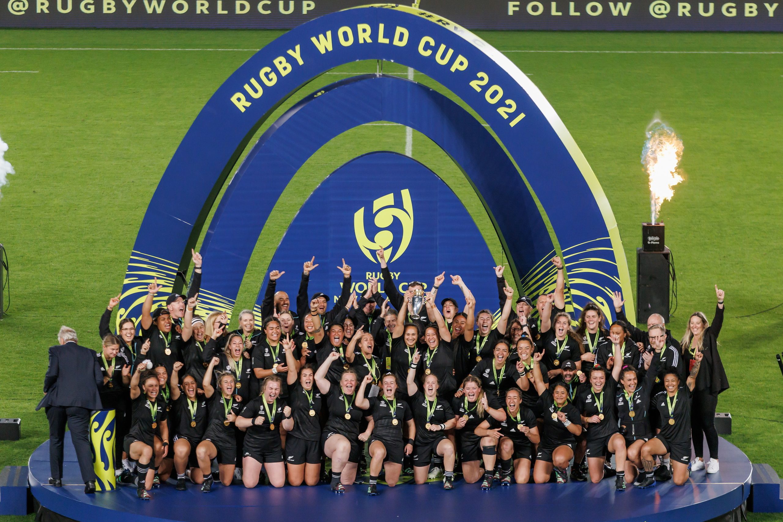 Nova Zelândia vence Mundial de râguebi feminino perante 42 mil espetadores