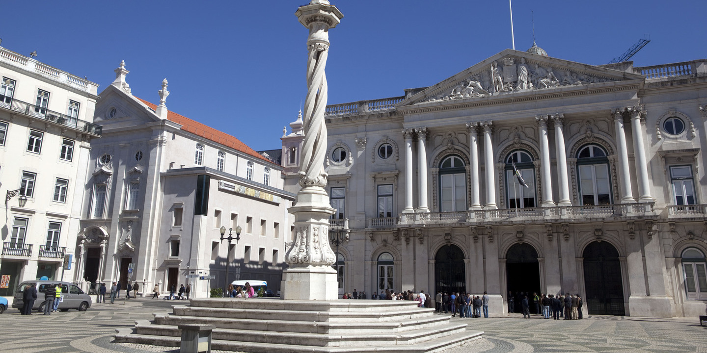 Assembleia Municipal de Lisboa aprova projeto para reabilitar bairro da Quinta do Ferro