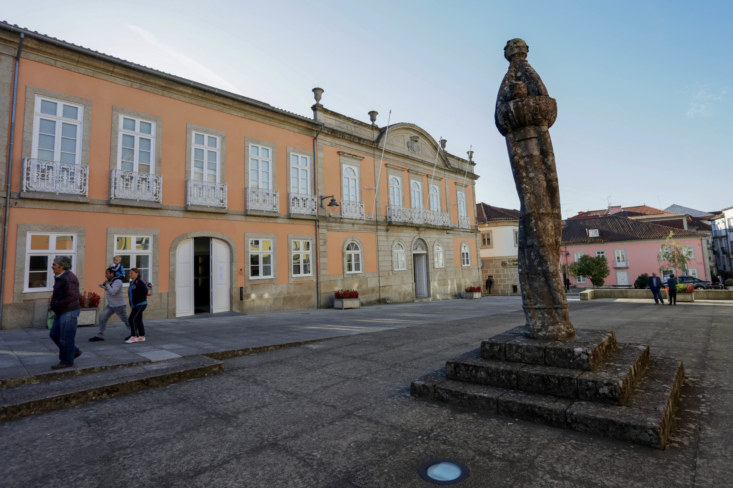 Homem encontrado morto em ribeiro de Arcos de Valdevez