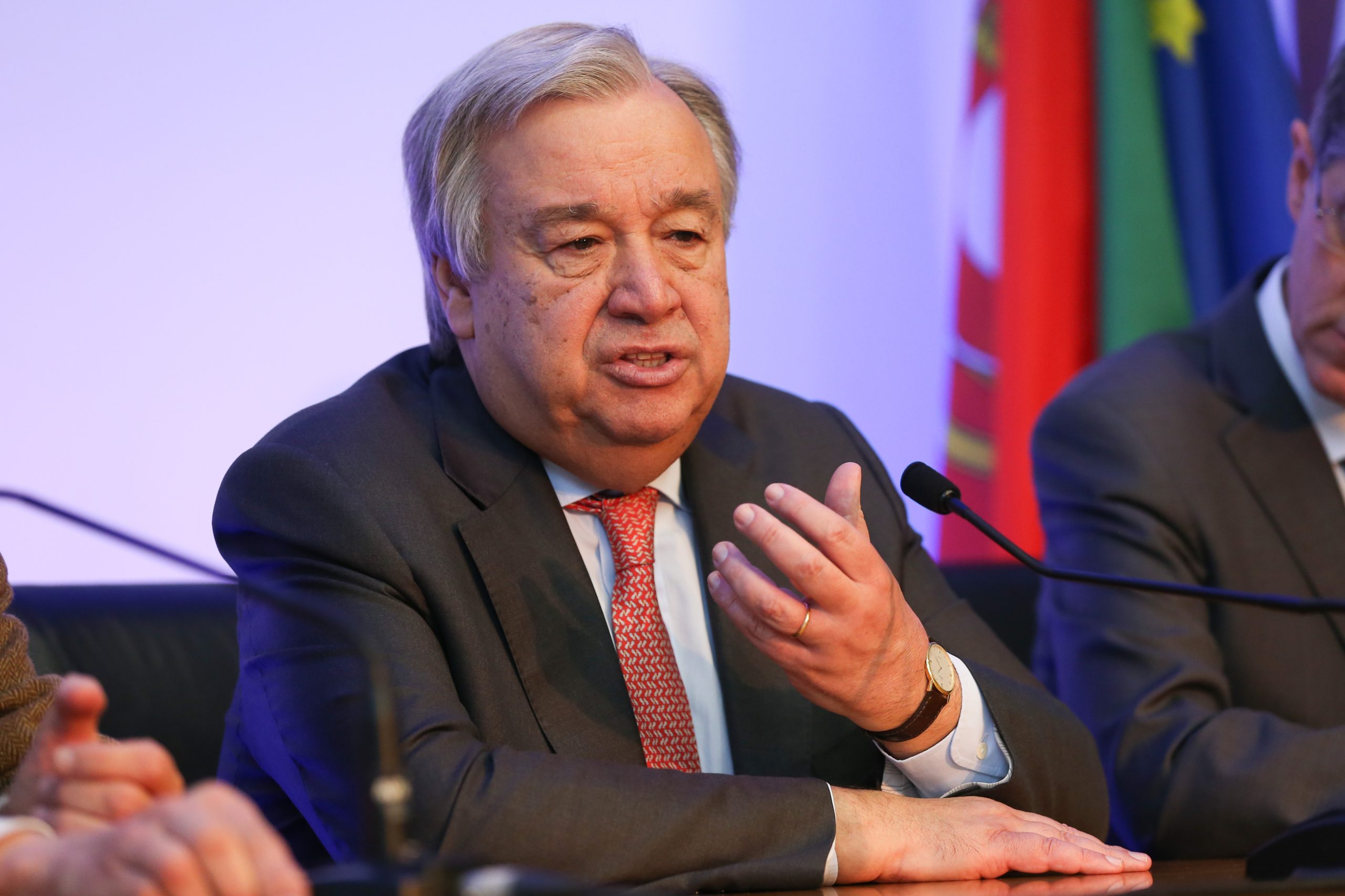 Guterres anuncia iniciativa para relançar desarmamento mundial