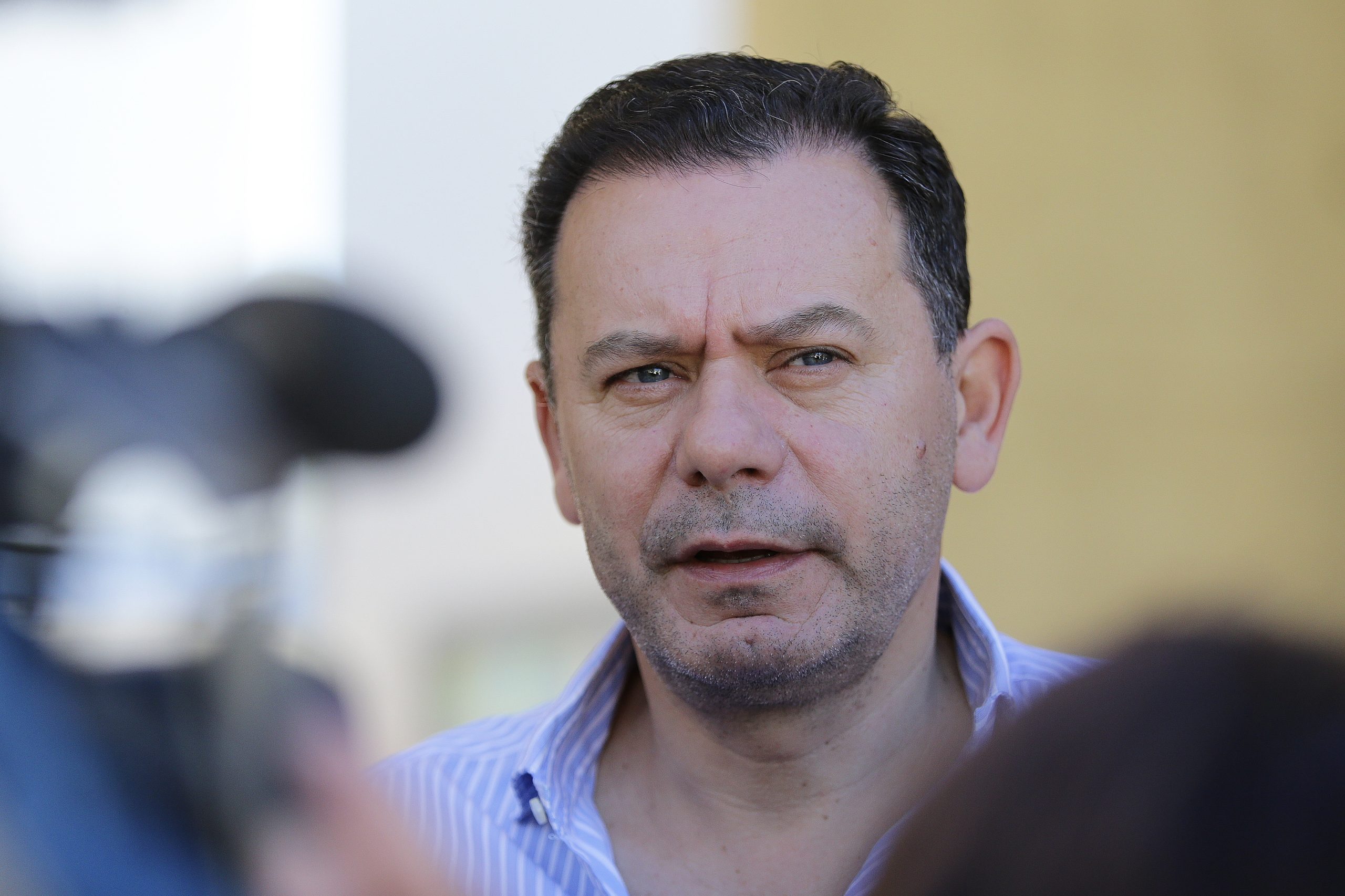 Luís Montenegro admite financiamento público para comunicação social
