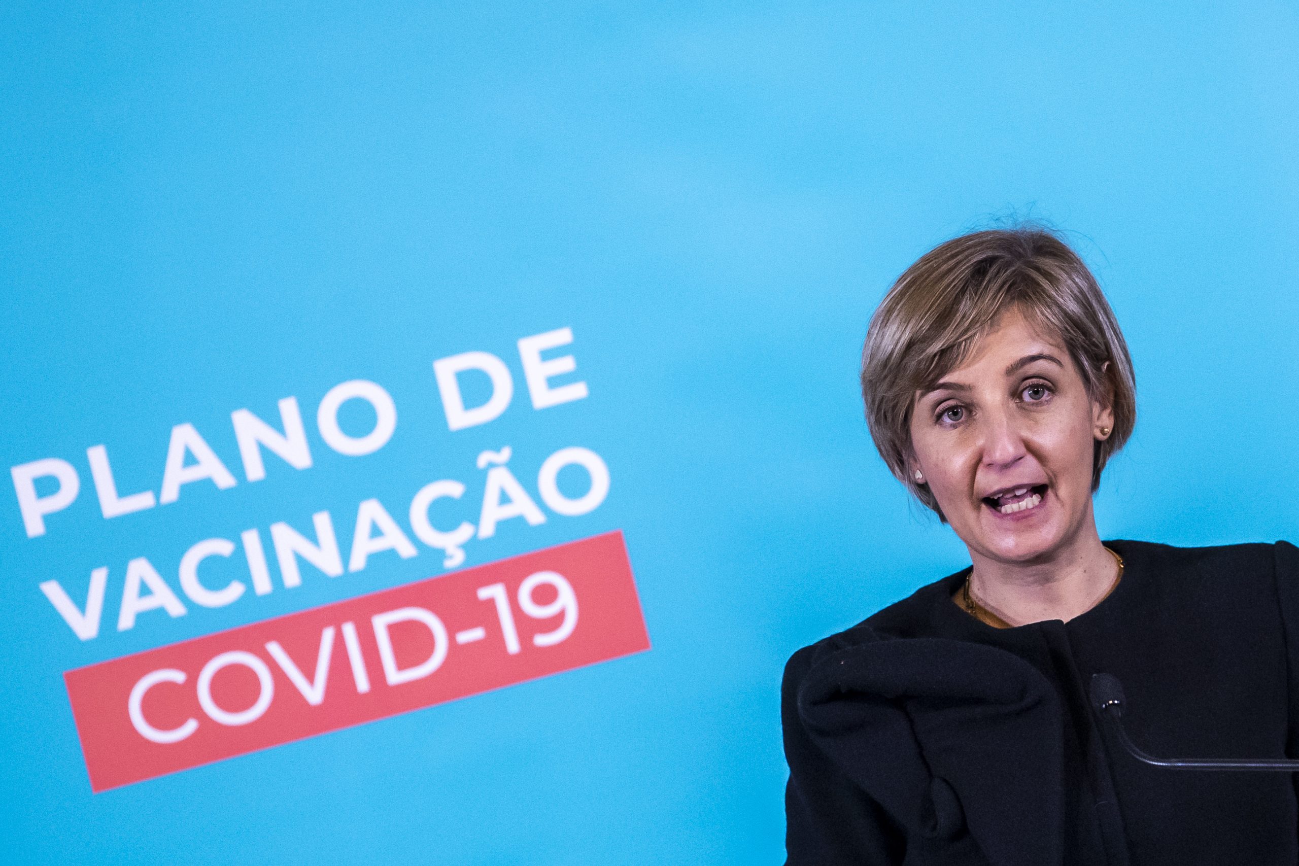 Primeiras doses da vacina contra a covid-19 chegam no sábado. Portugal recebe mais 70.200 ainda este ano