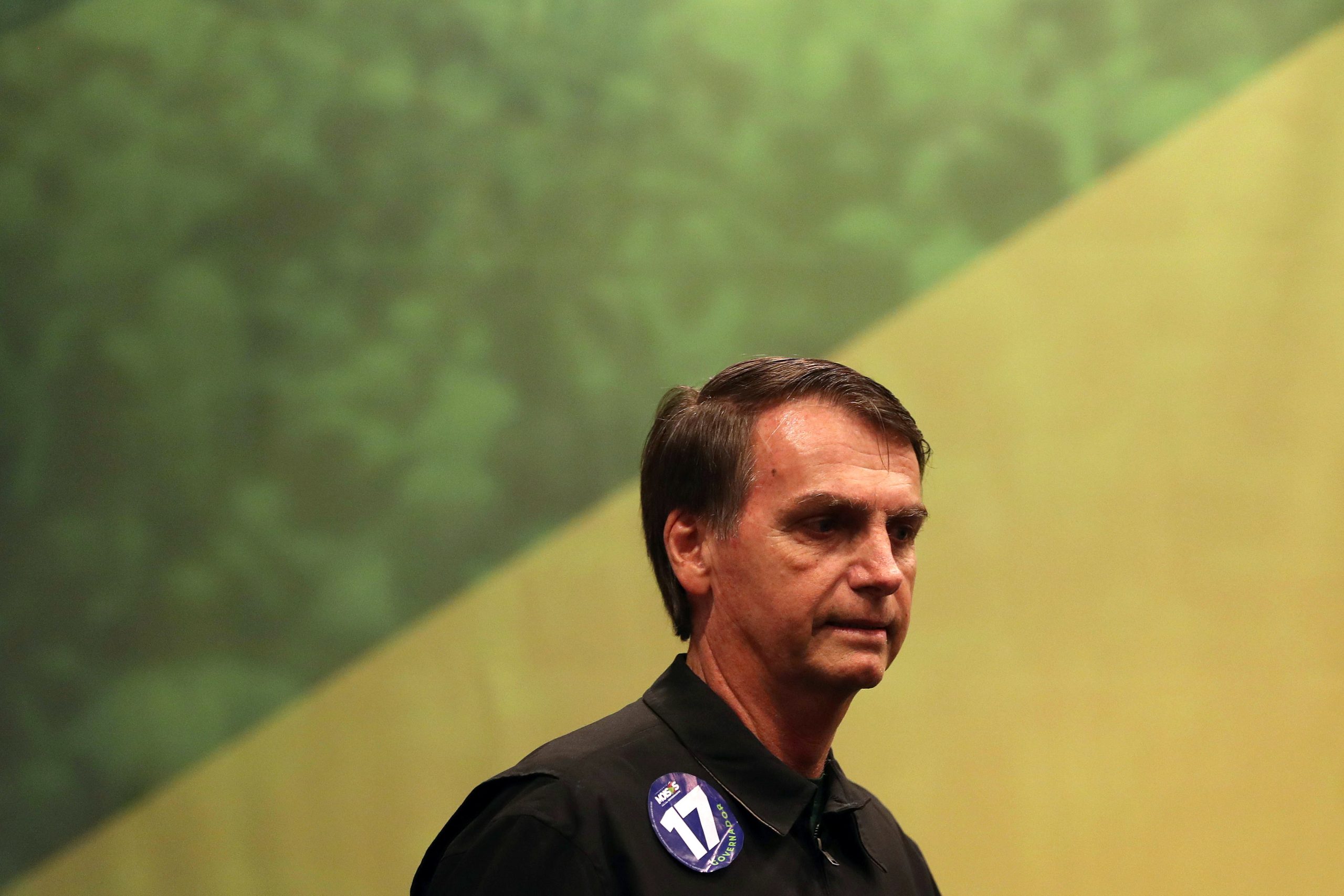 Eleições no Brasil: Bolsonaro não vai participar em nenhum debate com Haddad