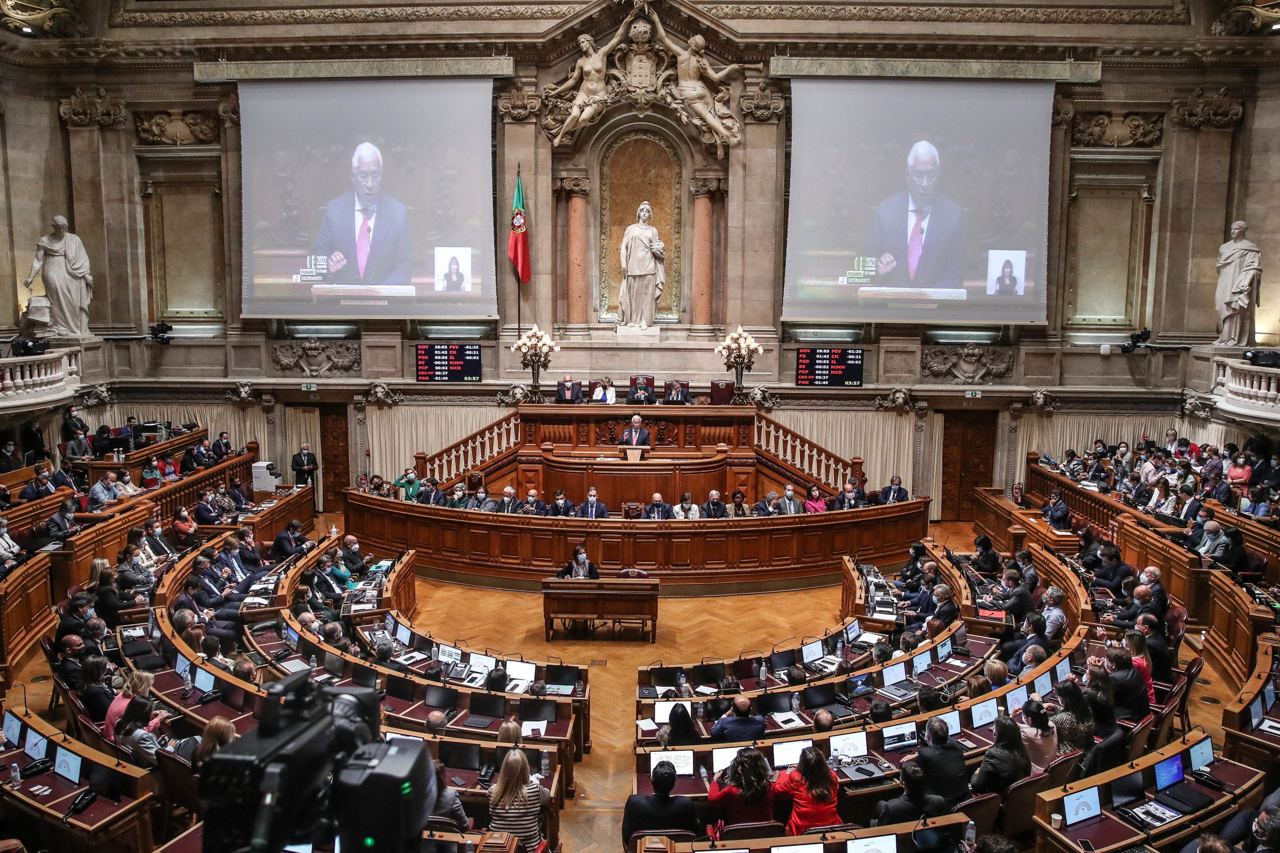 Muitos deputados na Assembleia? Talvez não. Parlamento português está abaixo da média europeia