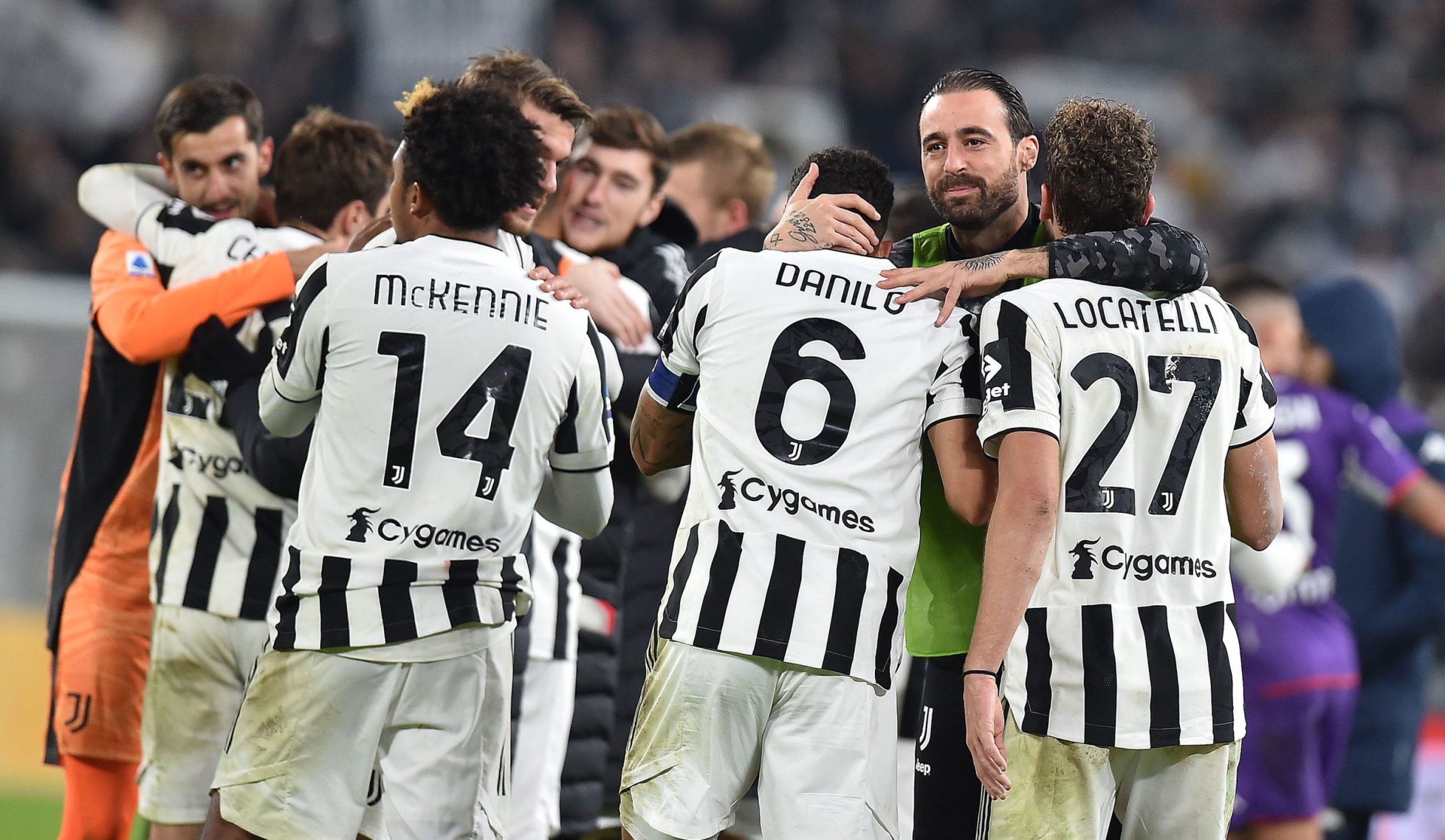 Juventus regressa aos triunfos na Série A com golo de Cuadrado nos descontos