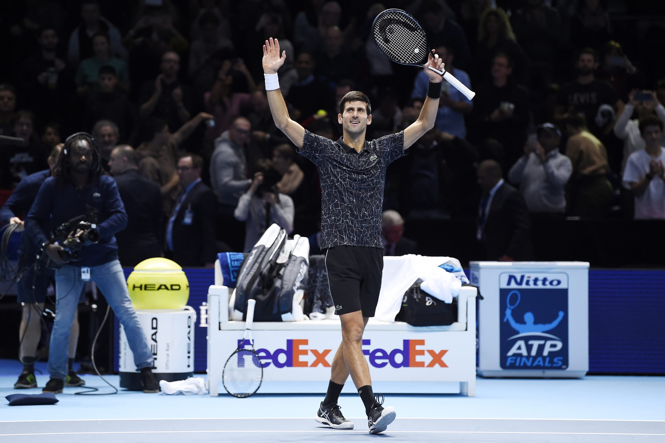 Djokovic fecha primeira fase das ATP Finals só com triunfos