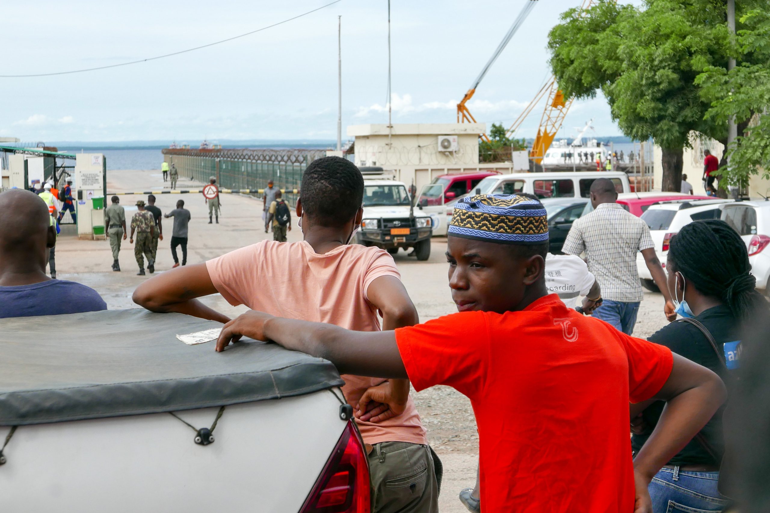 Moçambique: Navio com cerca de mil deslocados de Palma ruma a Pemba