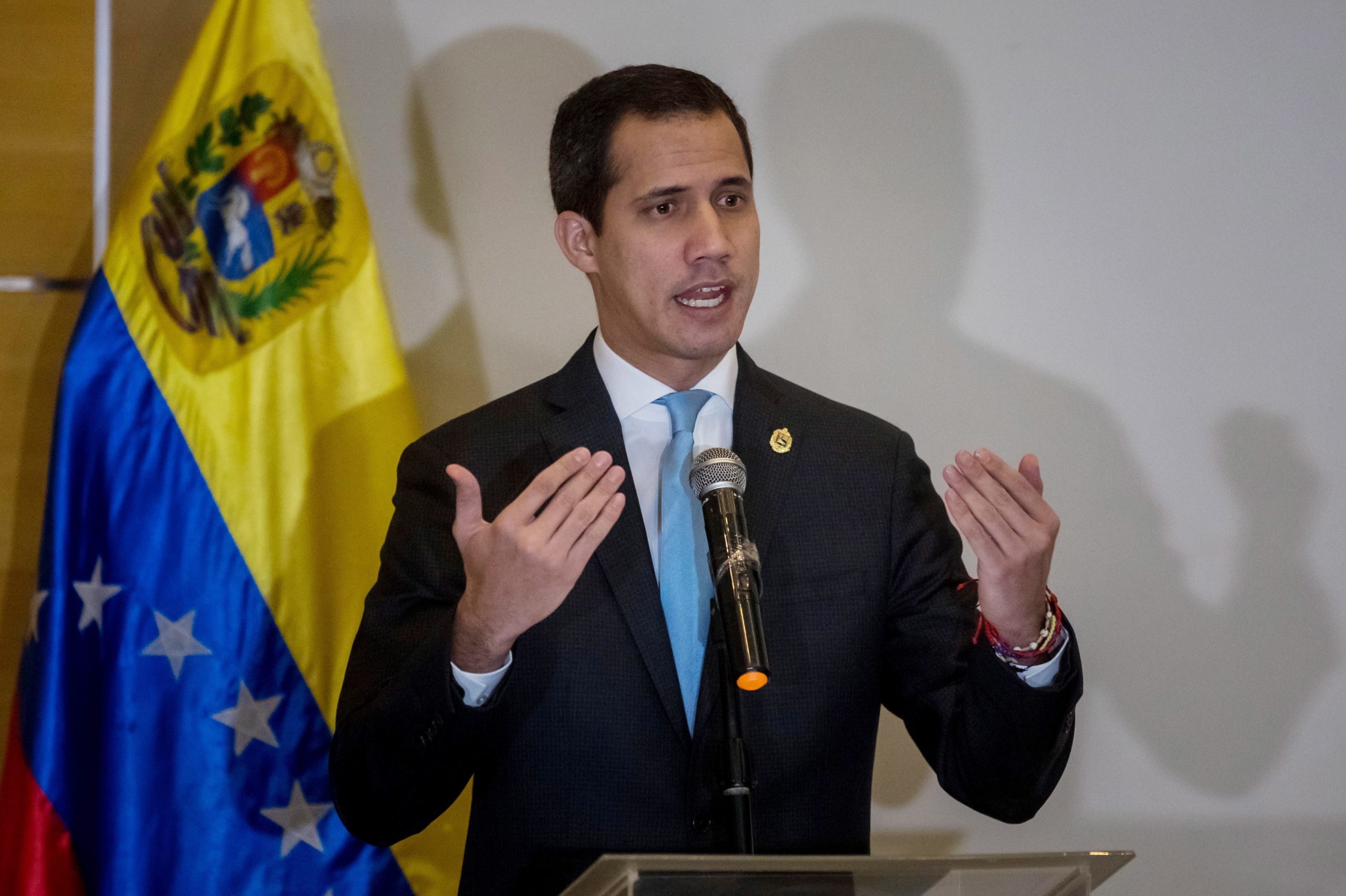 Venezuela: Guaidó diz ter viajado com o seu nome e acusa regime de desprezar Portugal