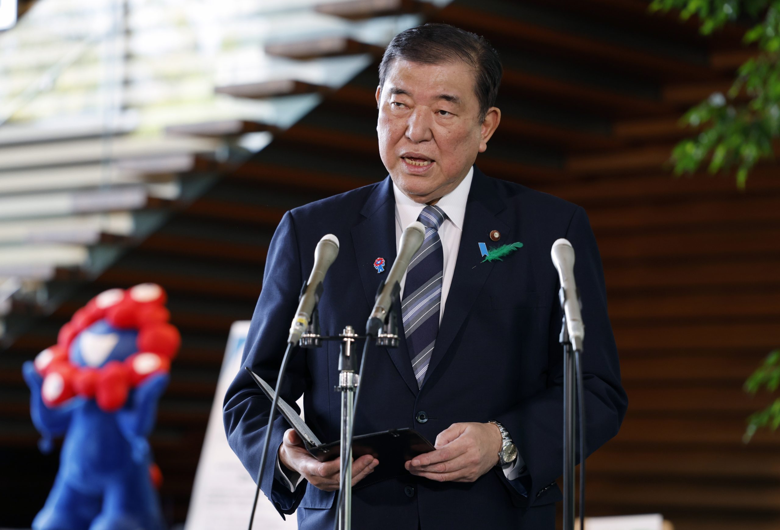 Primeiro-ministro do Japão anuncia demissão do cargo