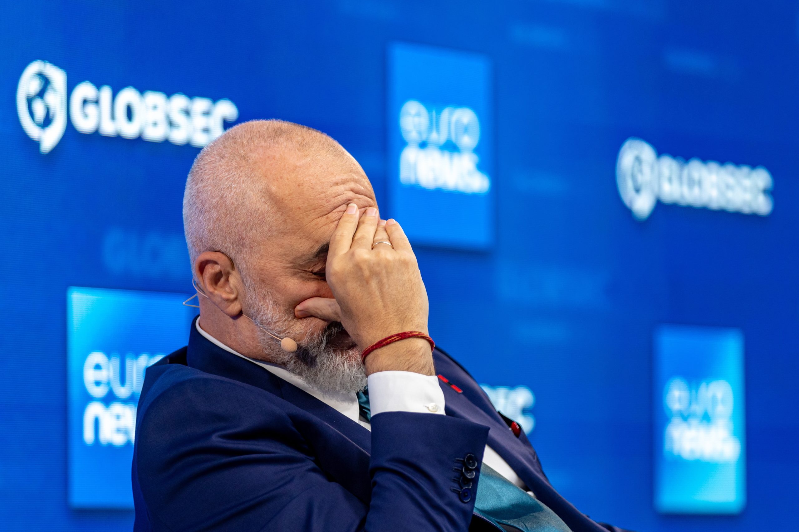 Albânia cancela reunião com Kosovo em pleno clima de tensão com servo-kosovares