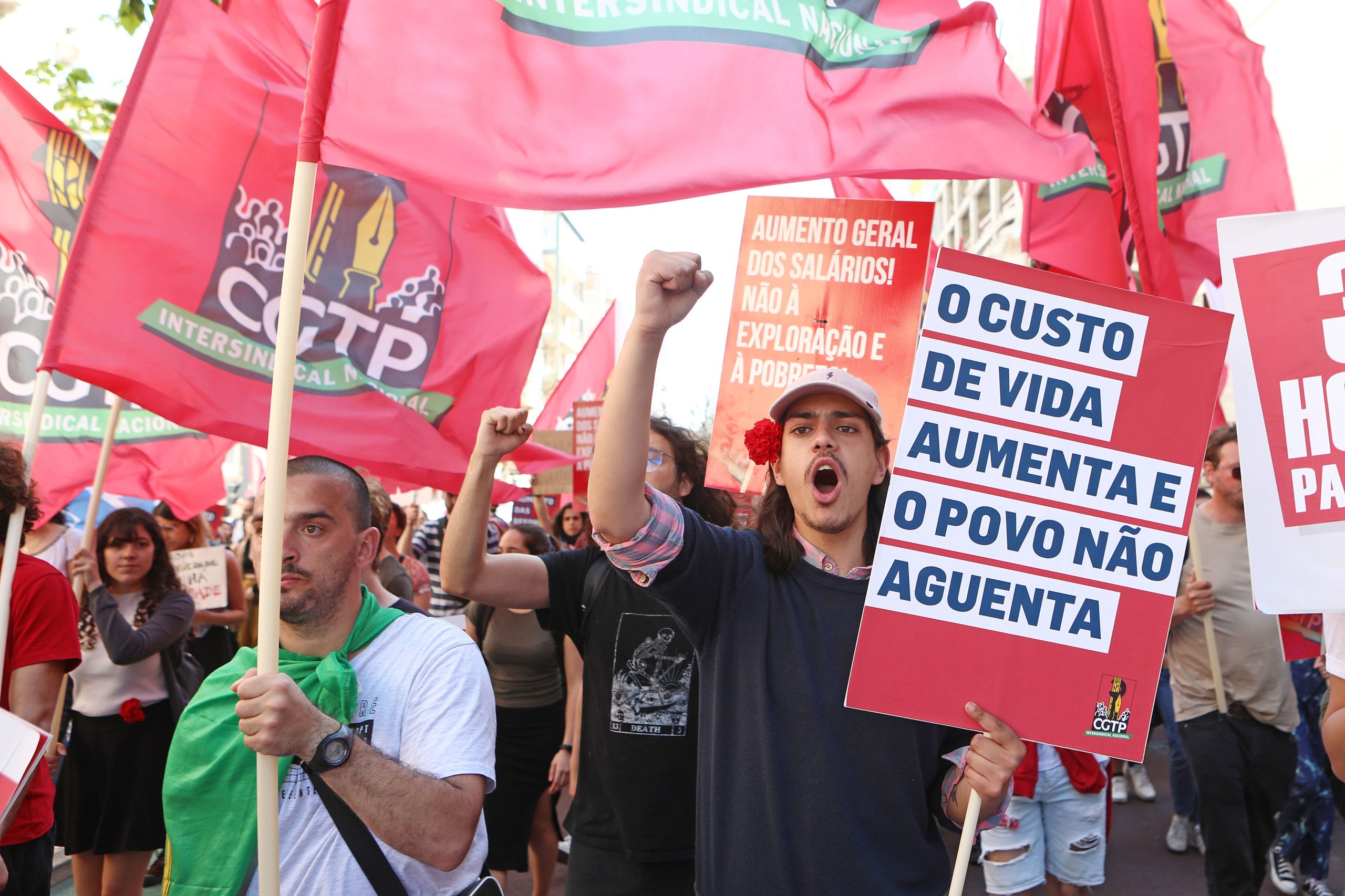 1.º Maio: CGTP exige salário mínimo de 800 euros a partir de julho