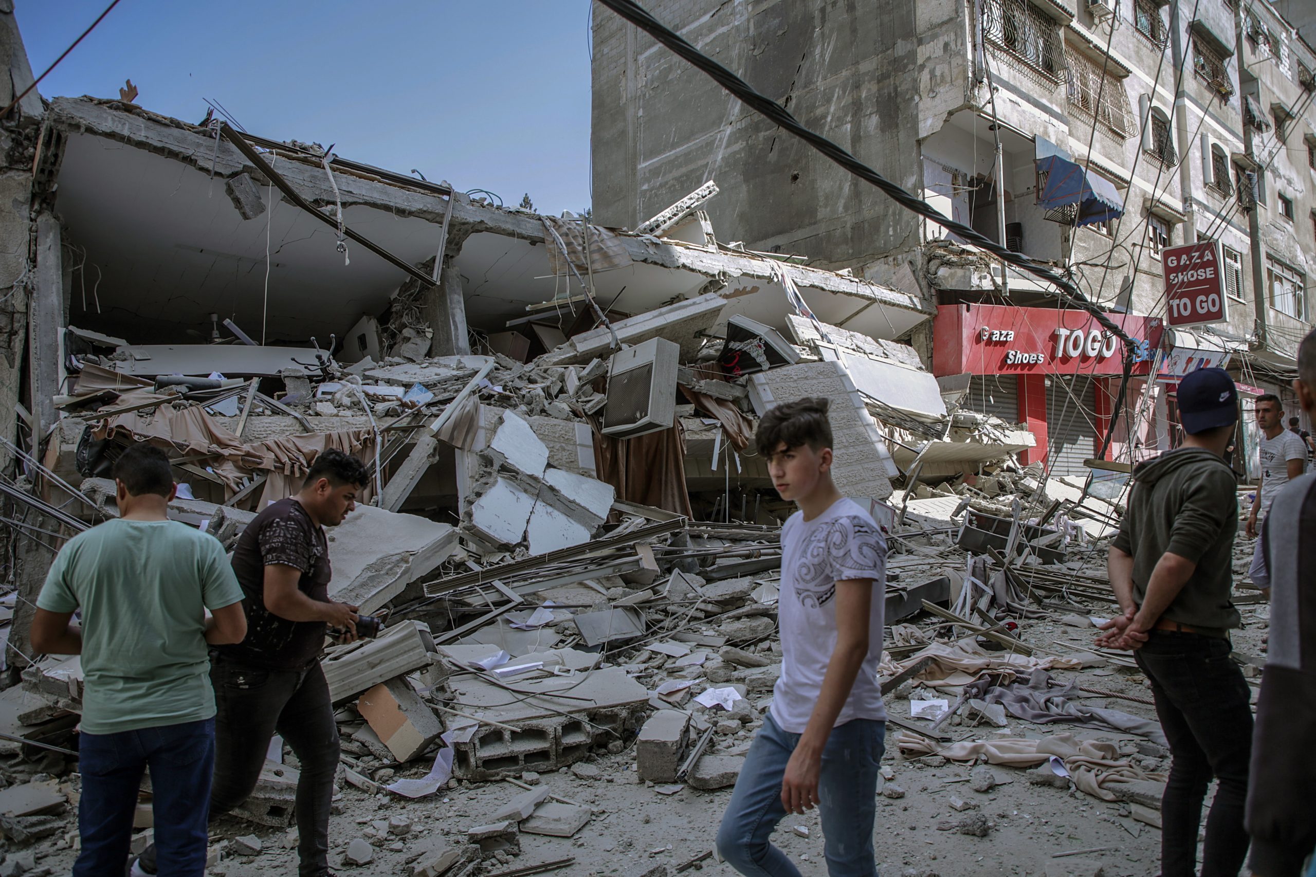 Hamas dá conta de mais de 80 palestinianos mortos em ataques israelitas em Gaza