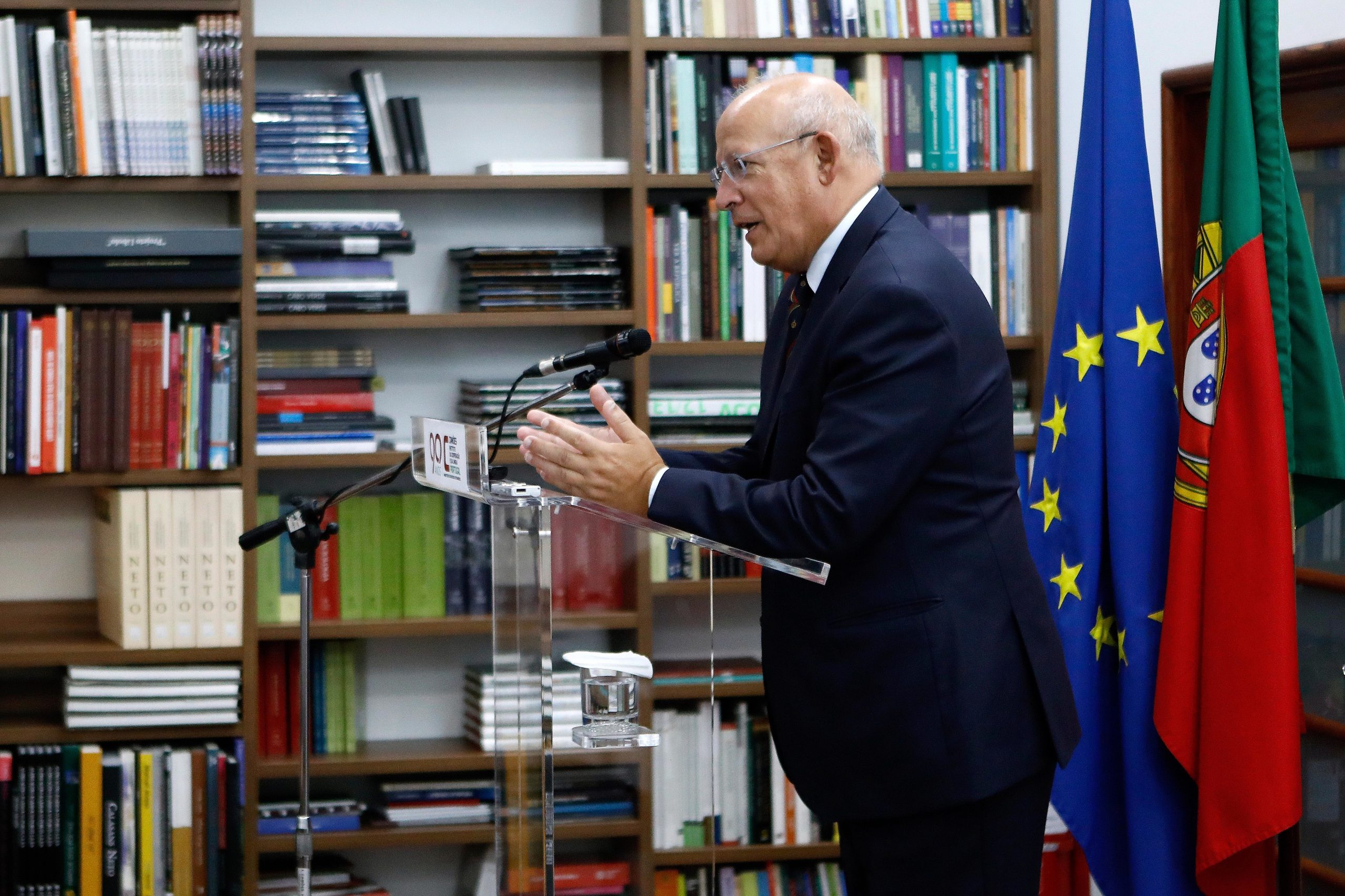 Brexit: MNE “informado em permanência” sobre negociações, mas recusa comentá-las
