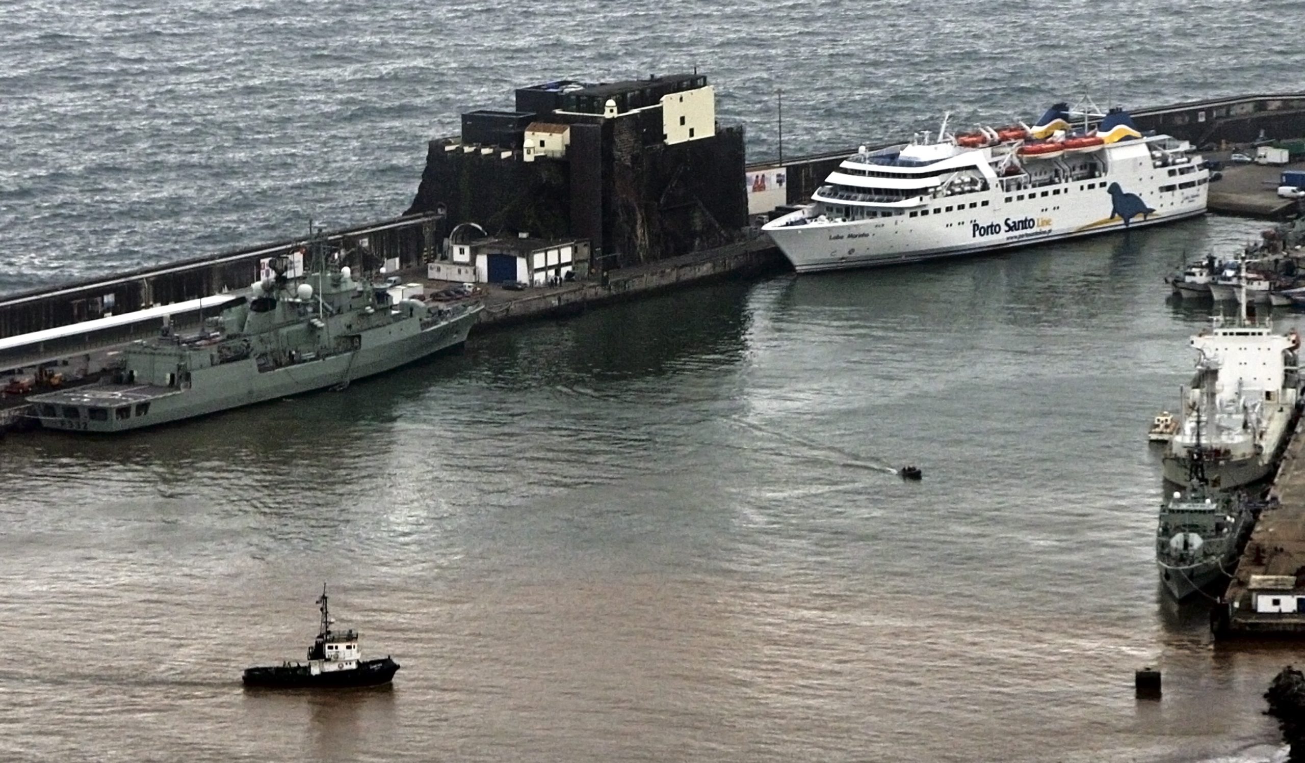 Capitania do Funchal prolonga aviso de vento forte e emite aviso de má visibilidade
