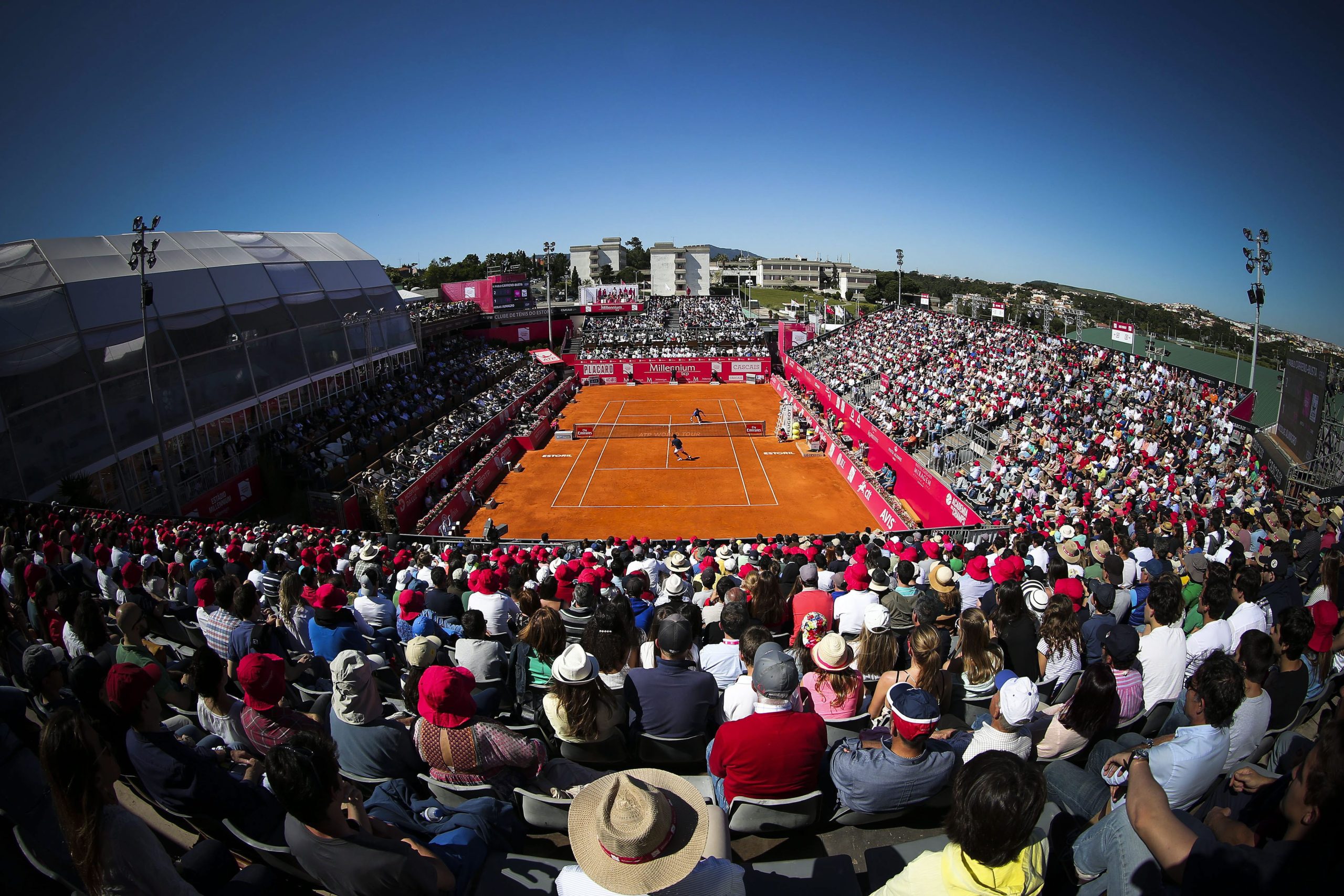 Estoril Open: Pedro Sousa e Gastão Elias abrem quadro principal