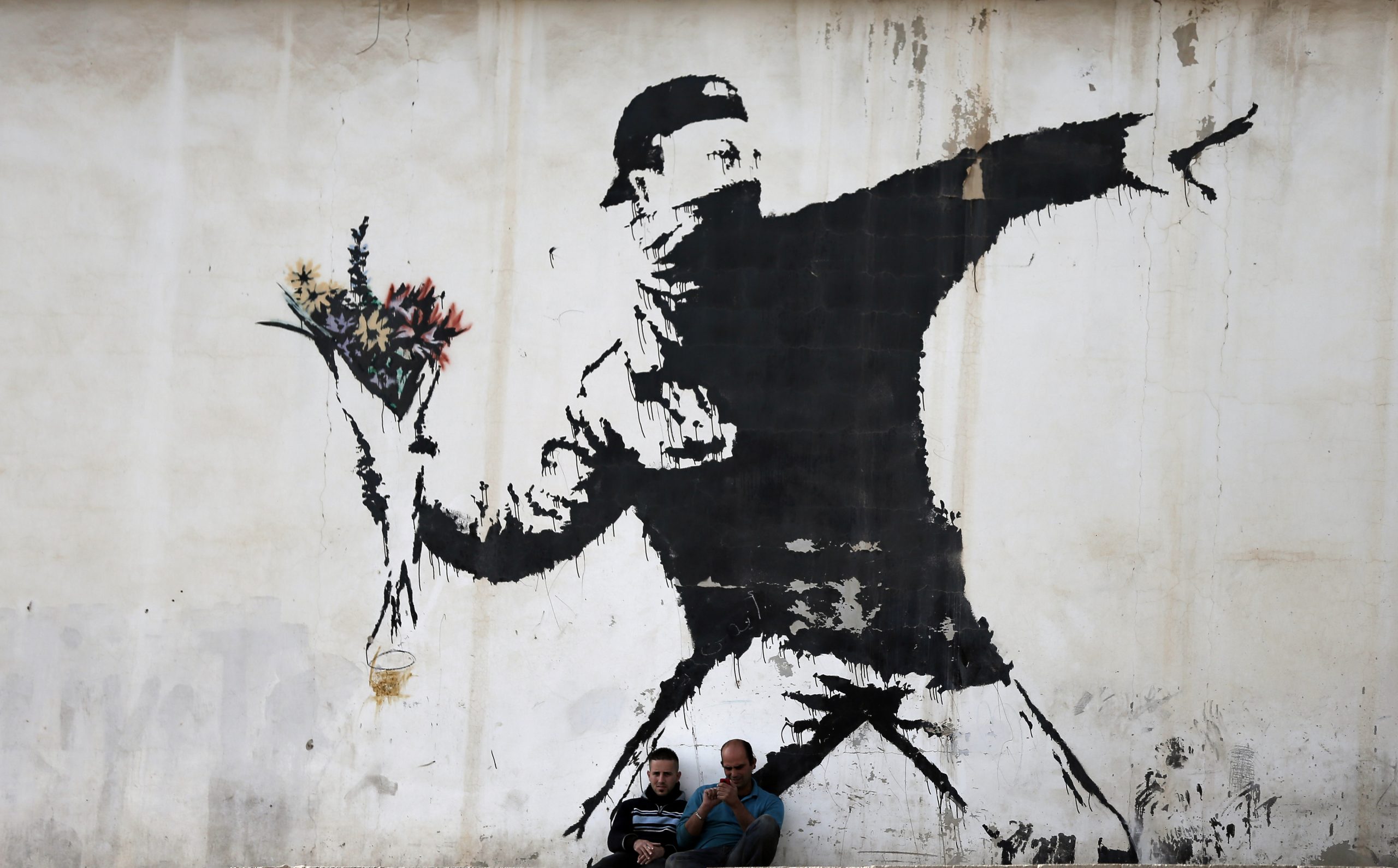 Como o anonimato de Banksy traiu o artista, derrotado em tribunal por uma empresa de postais