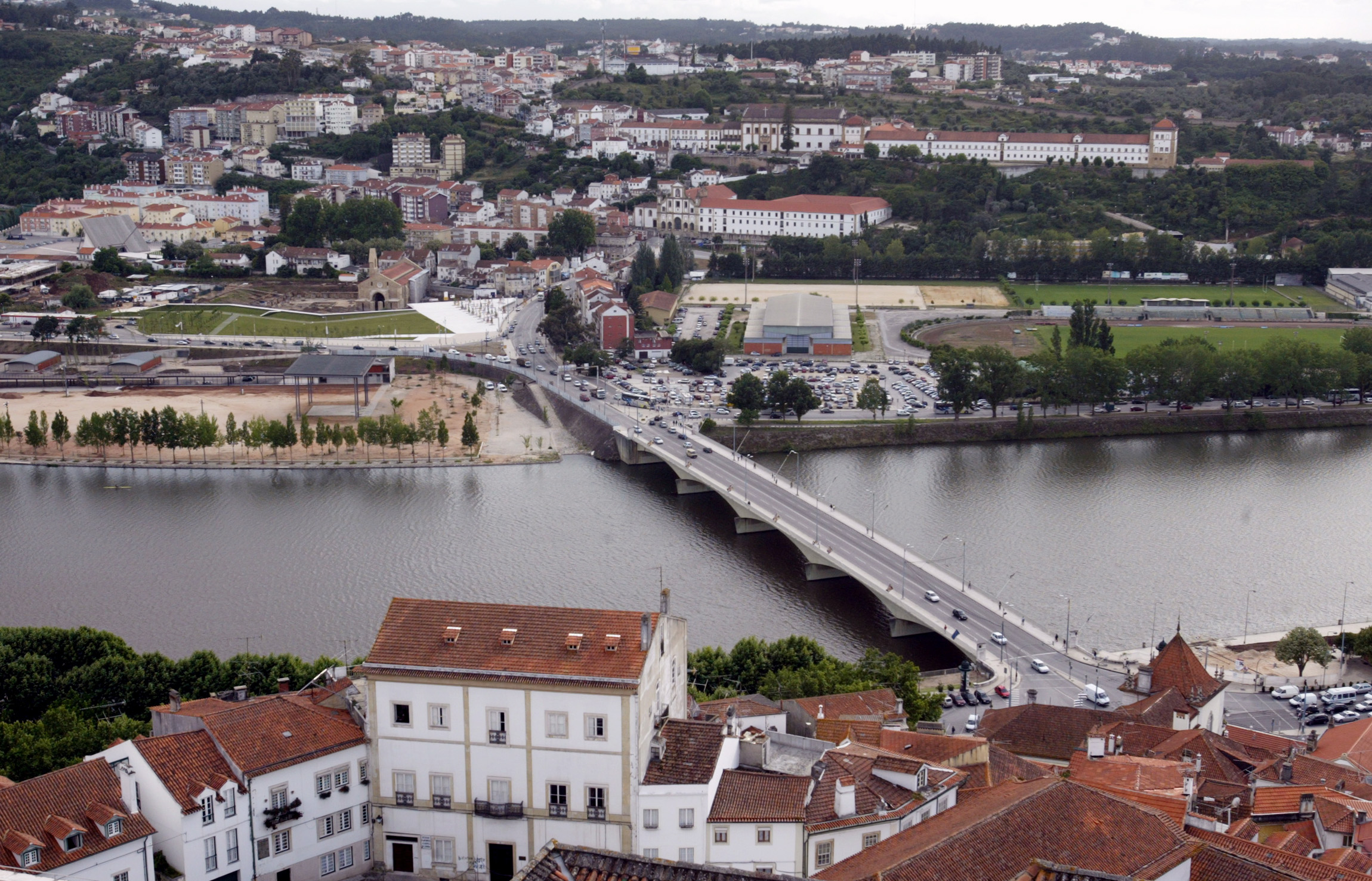 Maior divergência com alternativa para estação de Coimbra centra-se no IC2