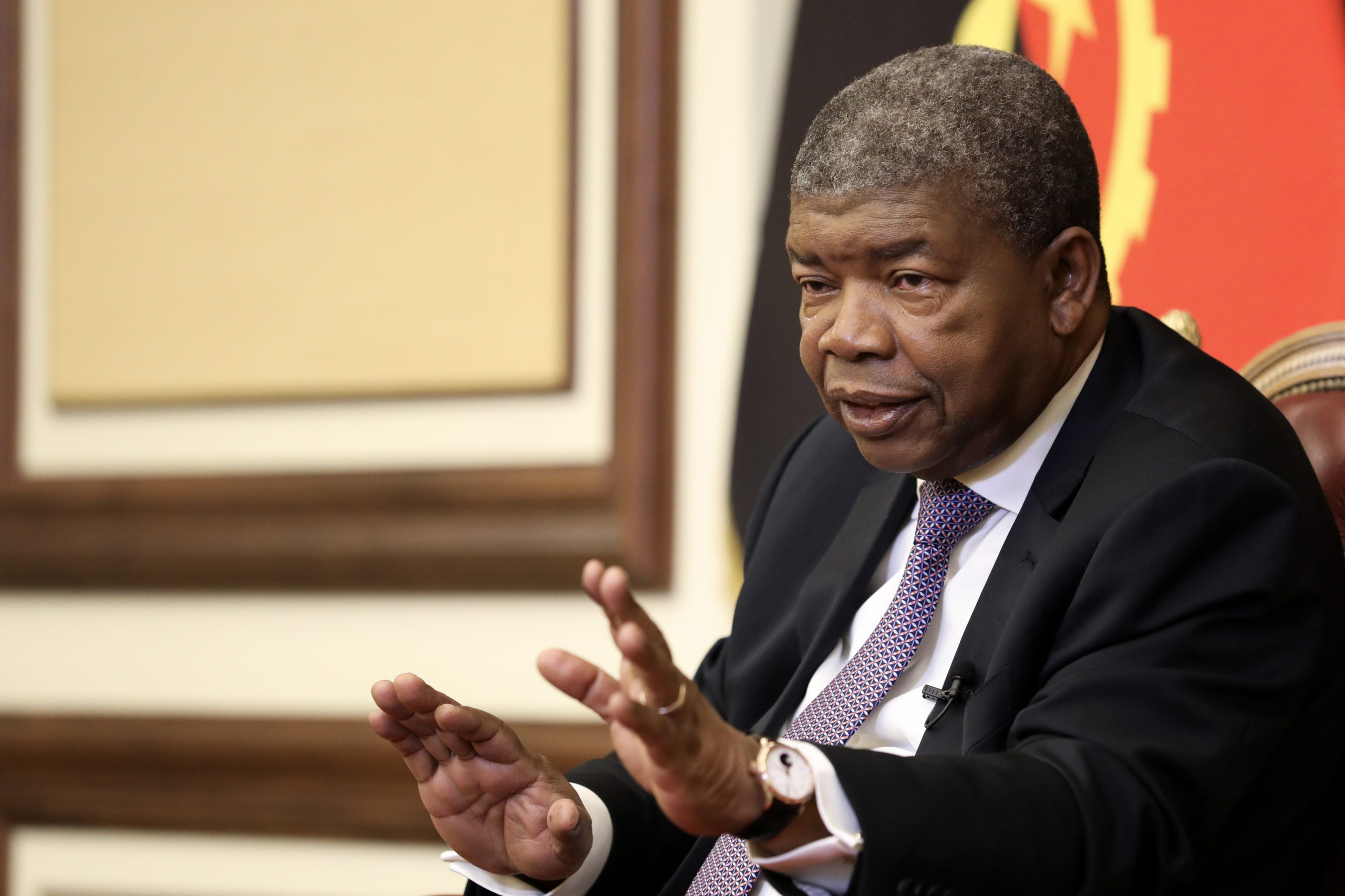 Presidente de Angola manifesta solidariedade e condolências ao rei de Marrocos