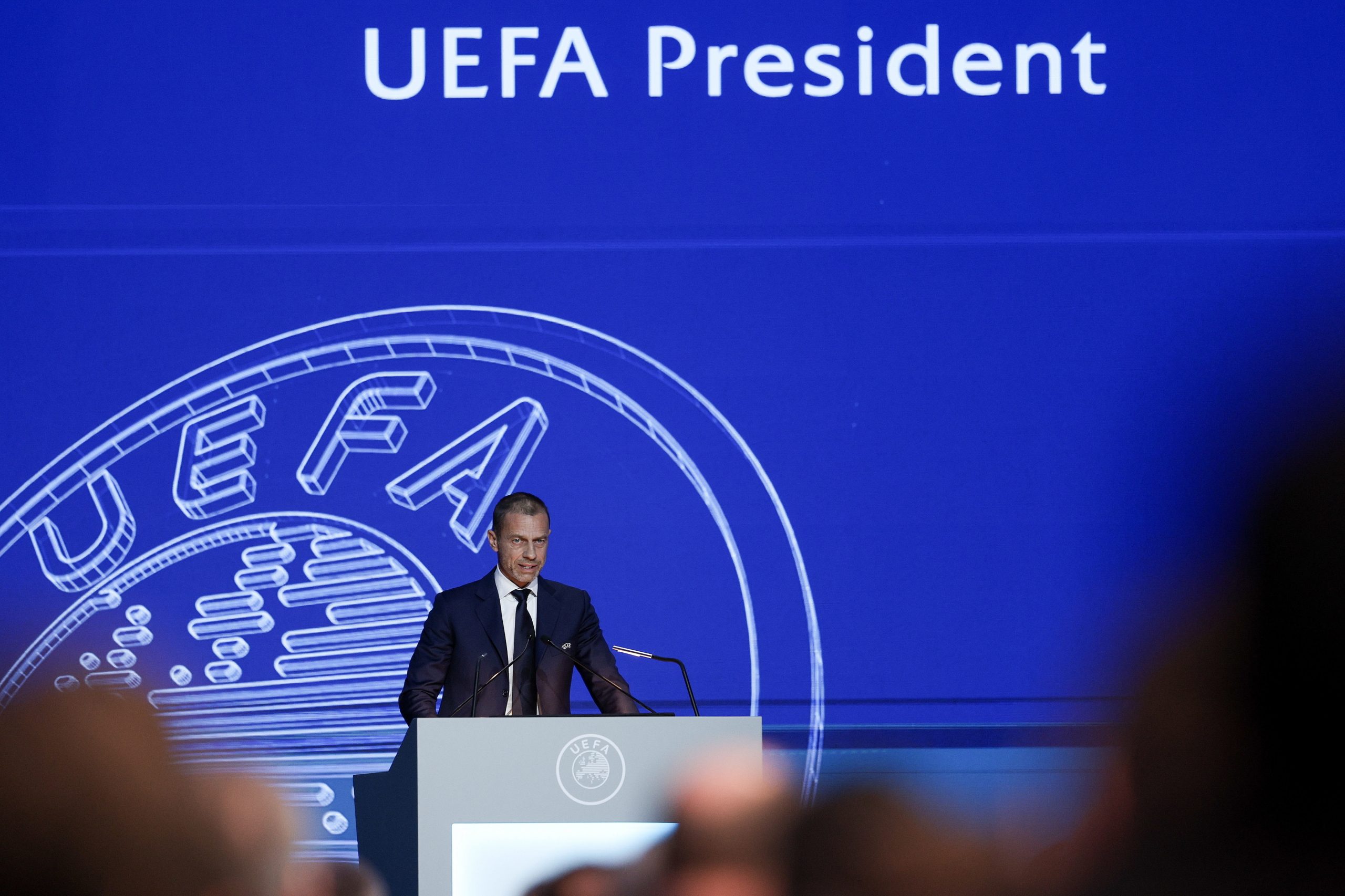 Ceferin reeleito em Lisboa presidente da UEFA até 2027