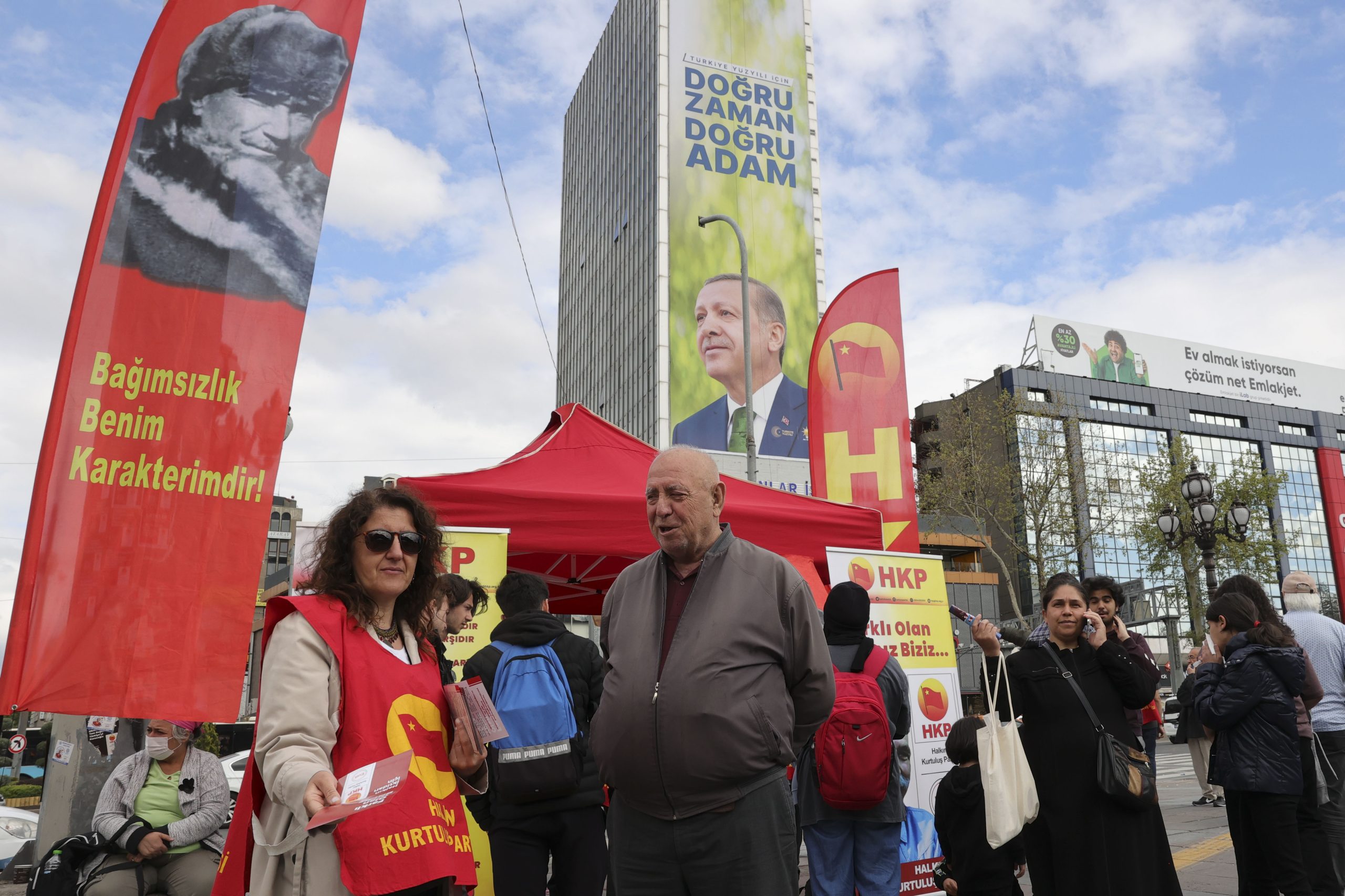 Eleições na Turquia. Agência coloca Erdogan na frente, mas o rival Kilicdaroglu desmente