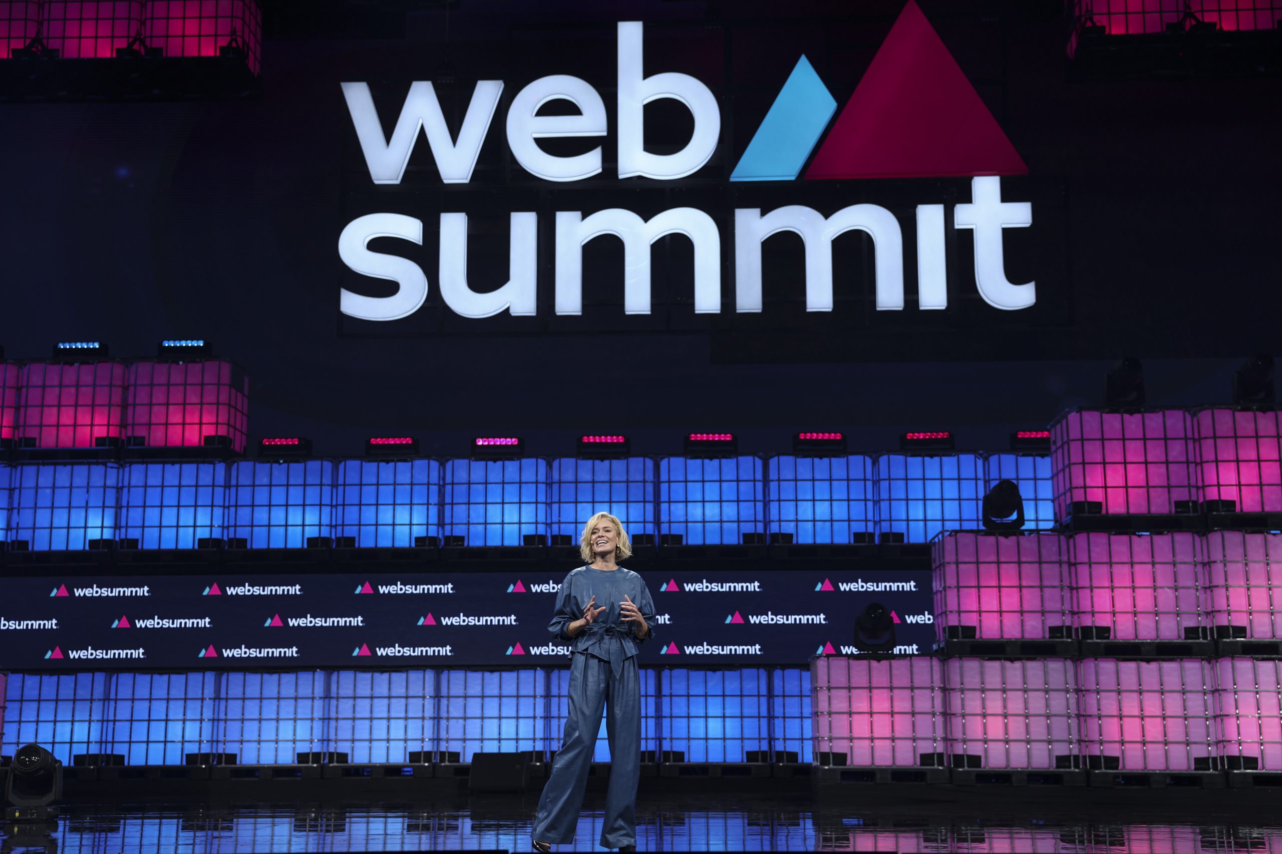Web Summit: Meo instala capacidade para 130.000 dispositivos em simultâneo sem fios