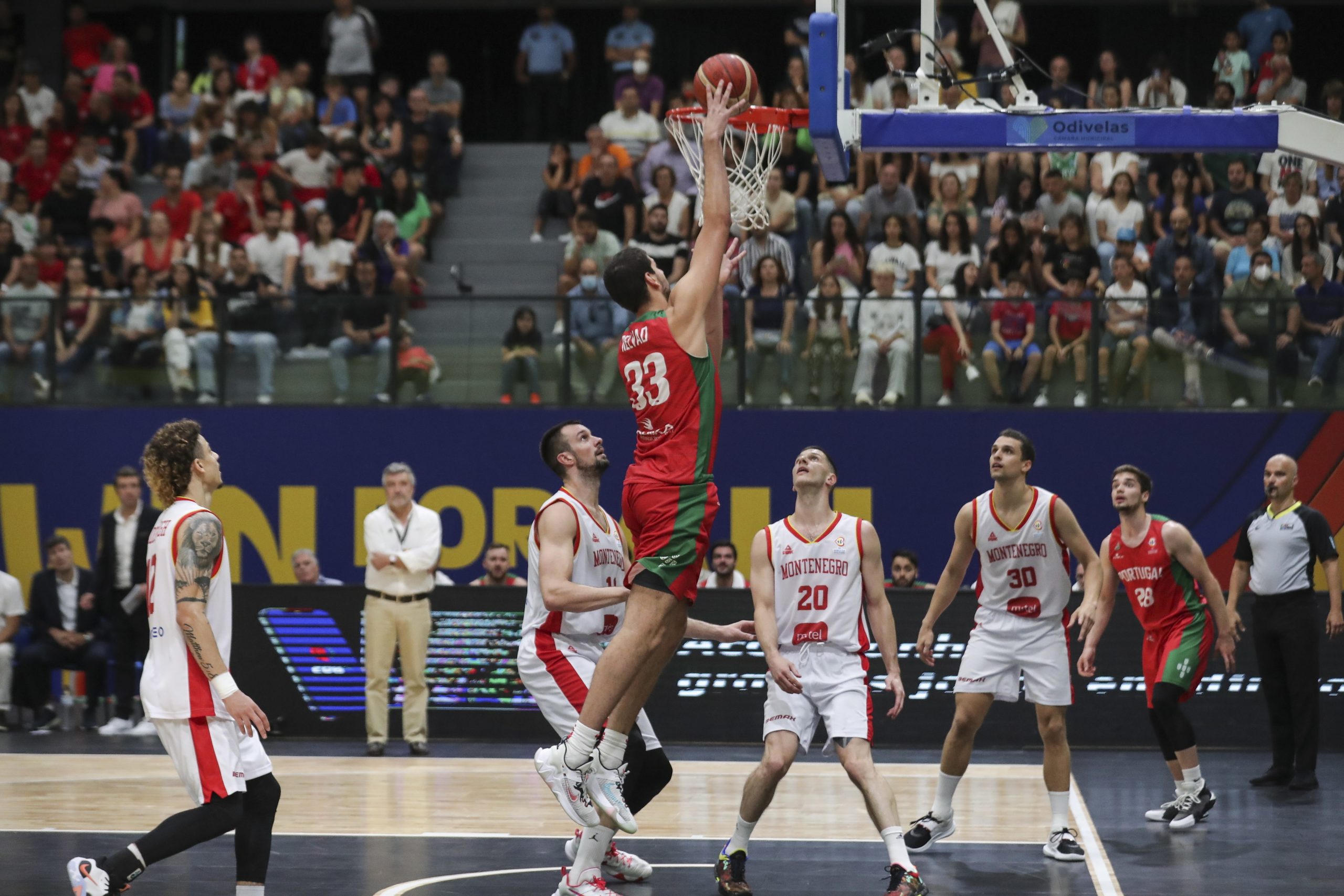 Portugal na fase de qualificação do Eurobasket2025 apesar de perder na Bulgária
