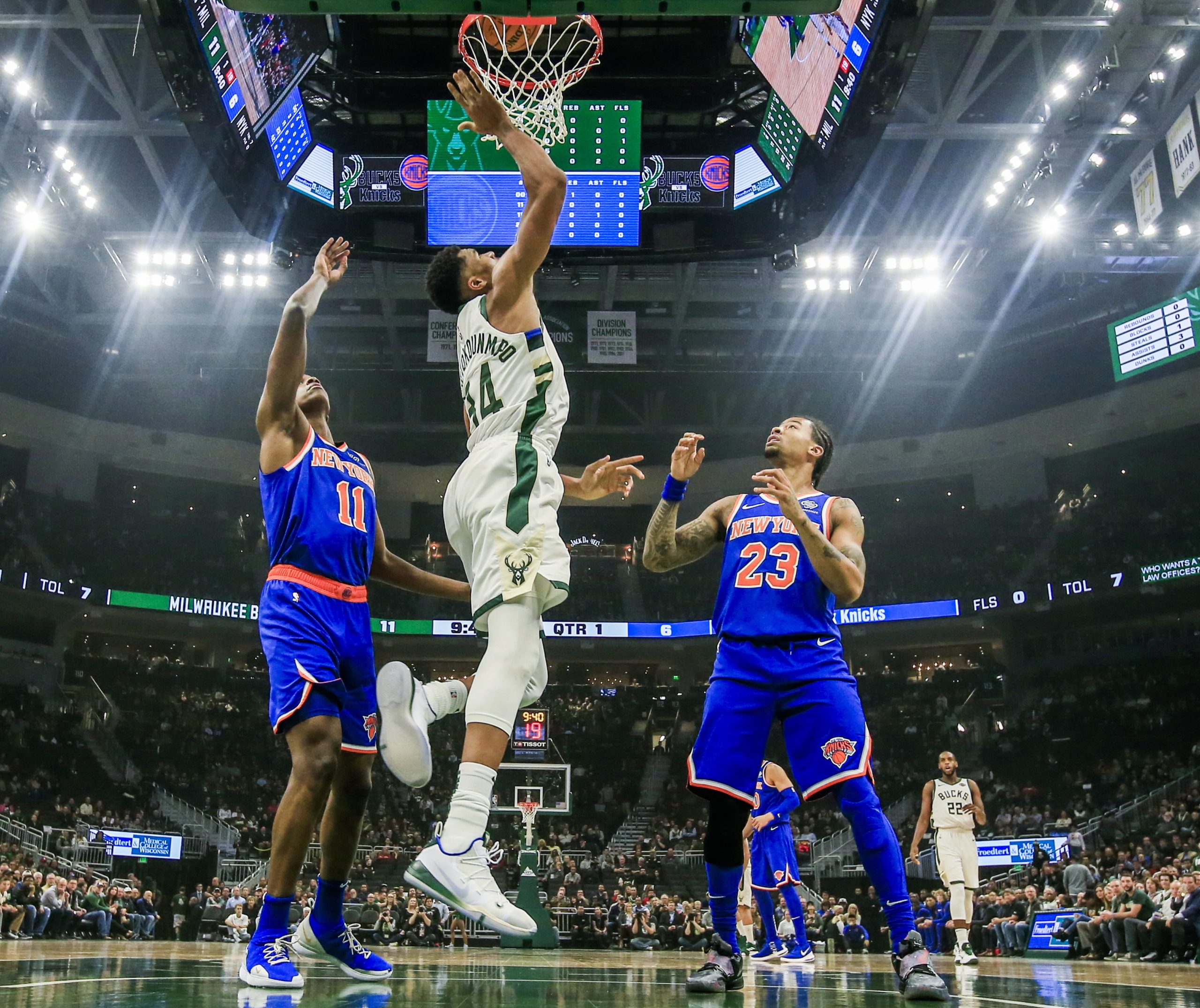 Milwaukee Bucks são única equipa só com vitórias na NBA
