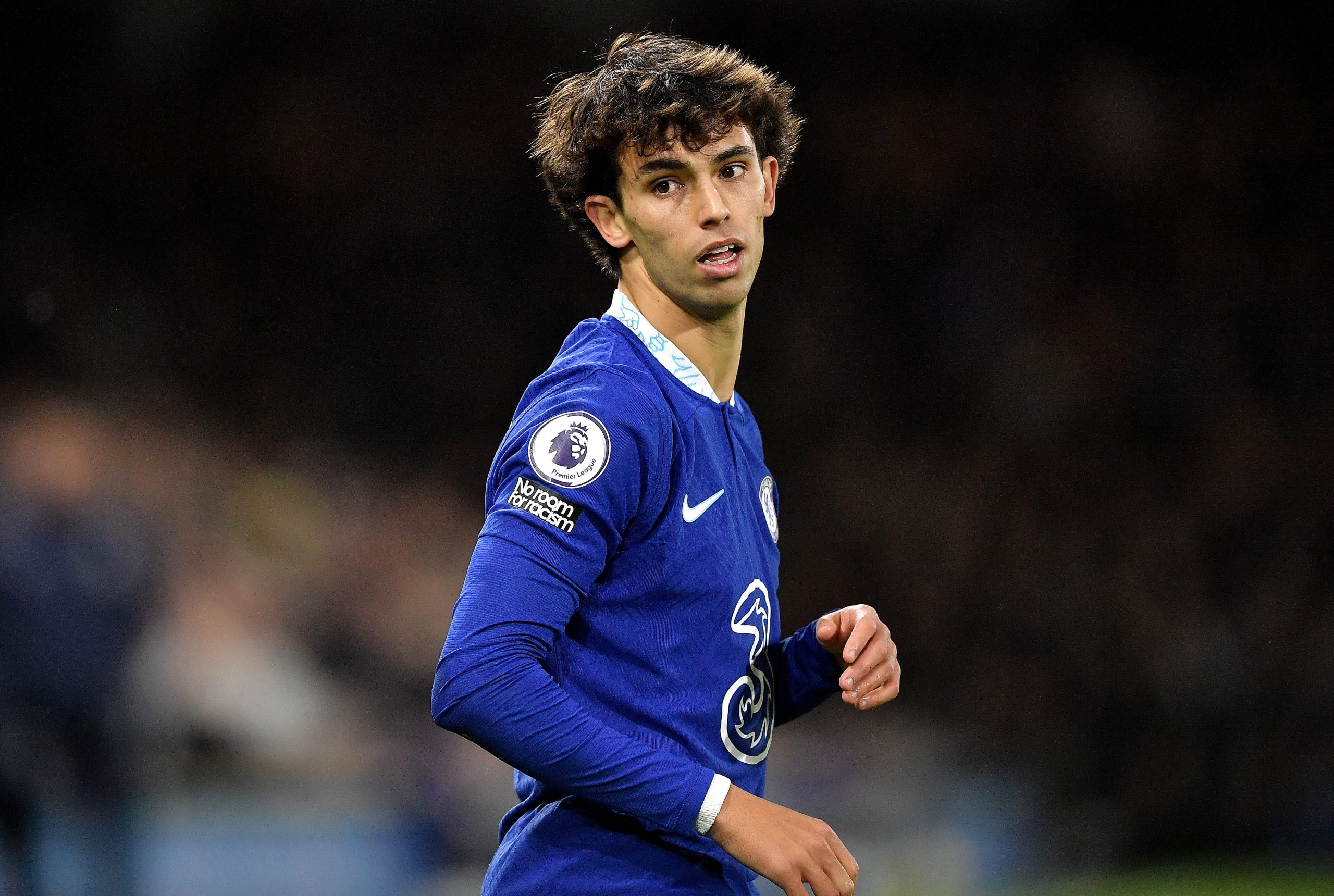 Félix expulso na estreia em Inglaterra contra o vitorioso Fulham, de Marco Silva