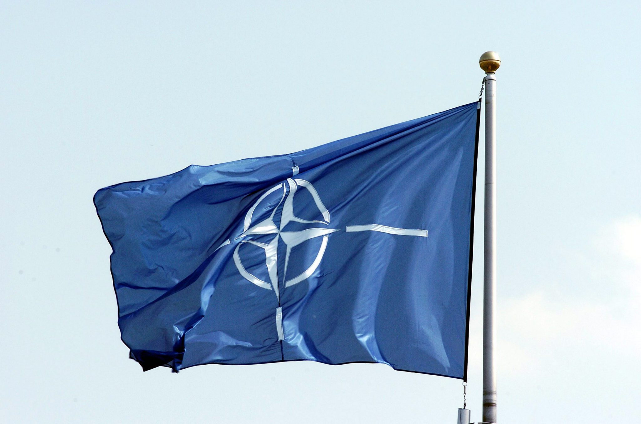 NATO avisa que abate de mísseis russos por aliados terá repercussões na Aliança