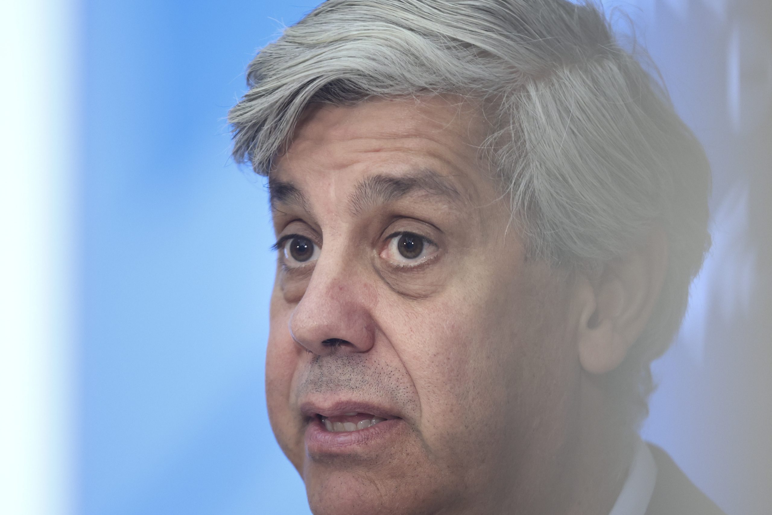 Centeno pede “prudência” nos aumentos salariais