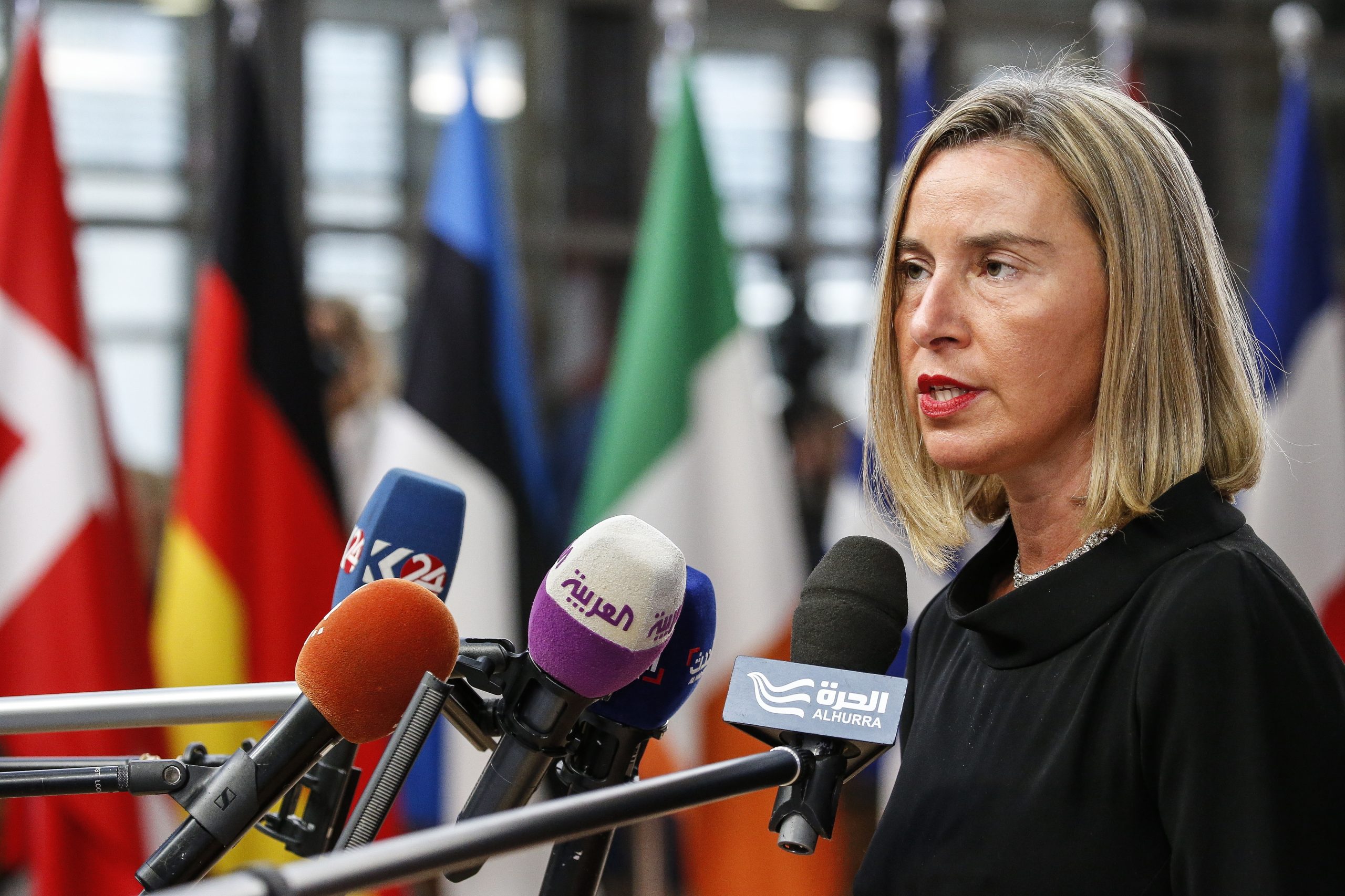 União Europeia pede à Turquia que se abstenha de realizar intervenção militar na Síria