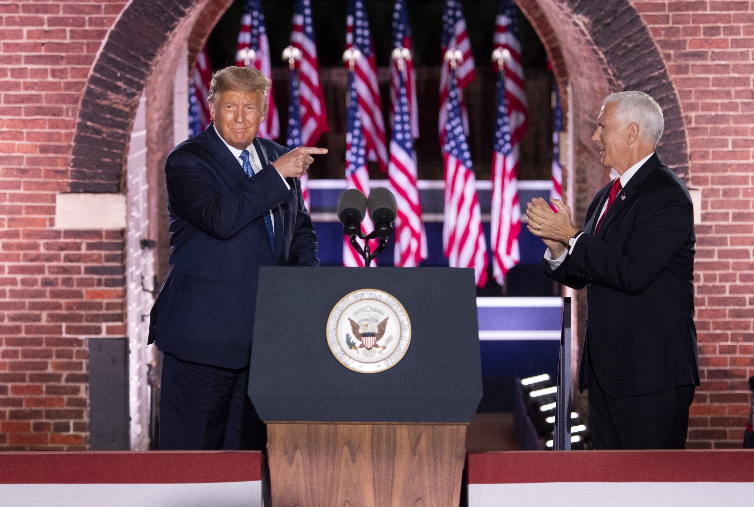 Para Mike Pence, a violência nas ruas “deve parar”. E avisa que Joe Biden, o “cavalo de Troia da esquerda radical”, não trará segurança à nação