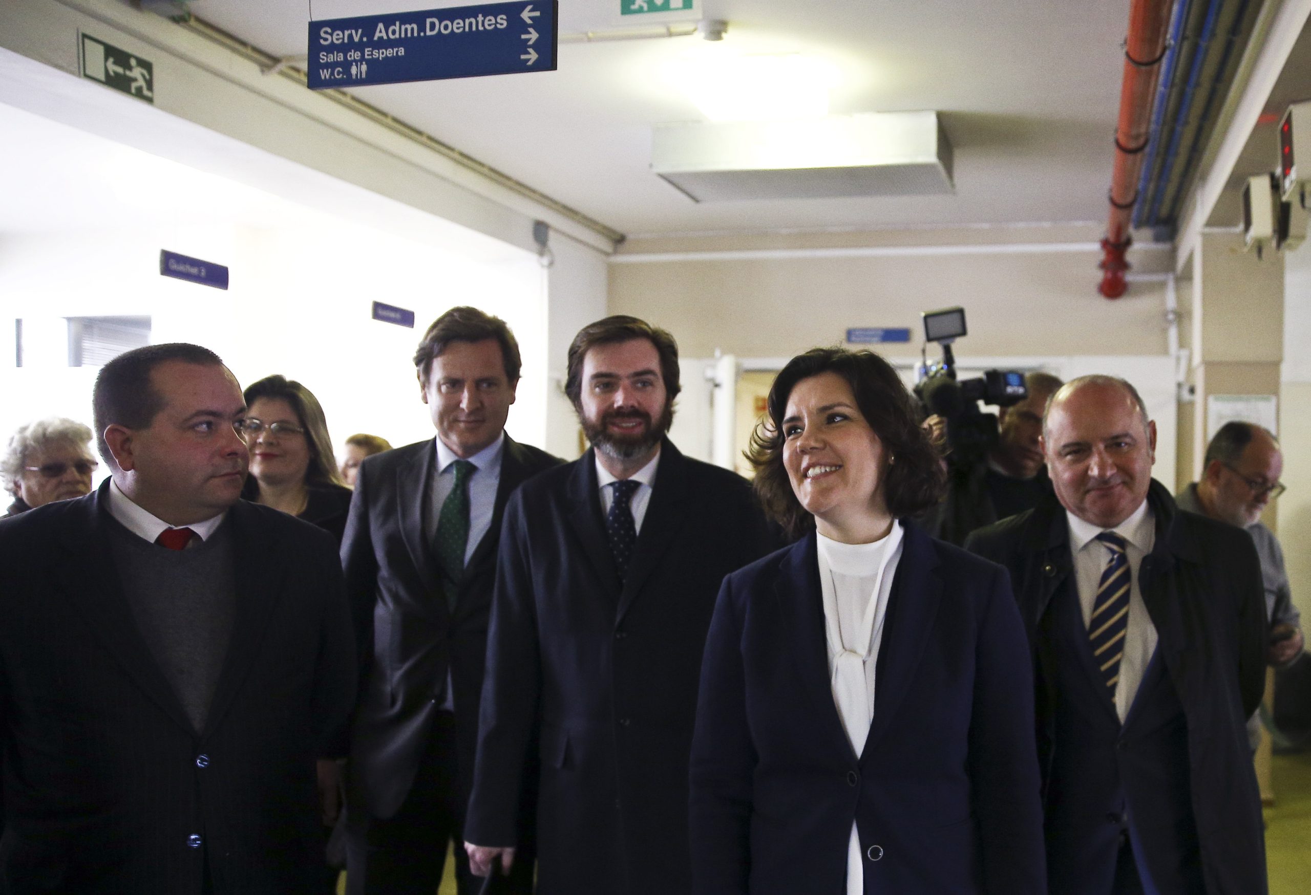 Cristas quer saber se consolidação orçamental é feita à custa dos serviços públicos