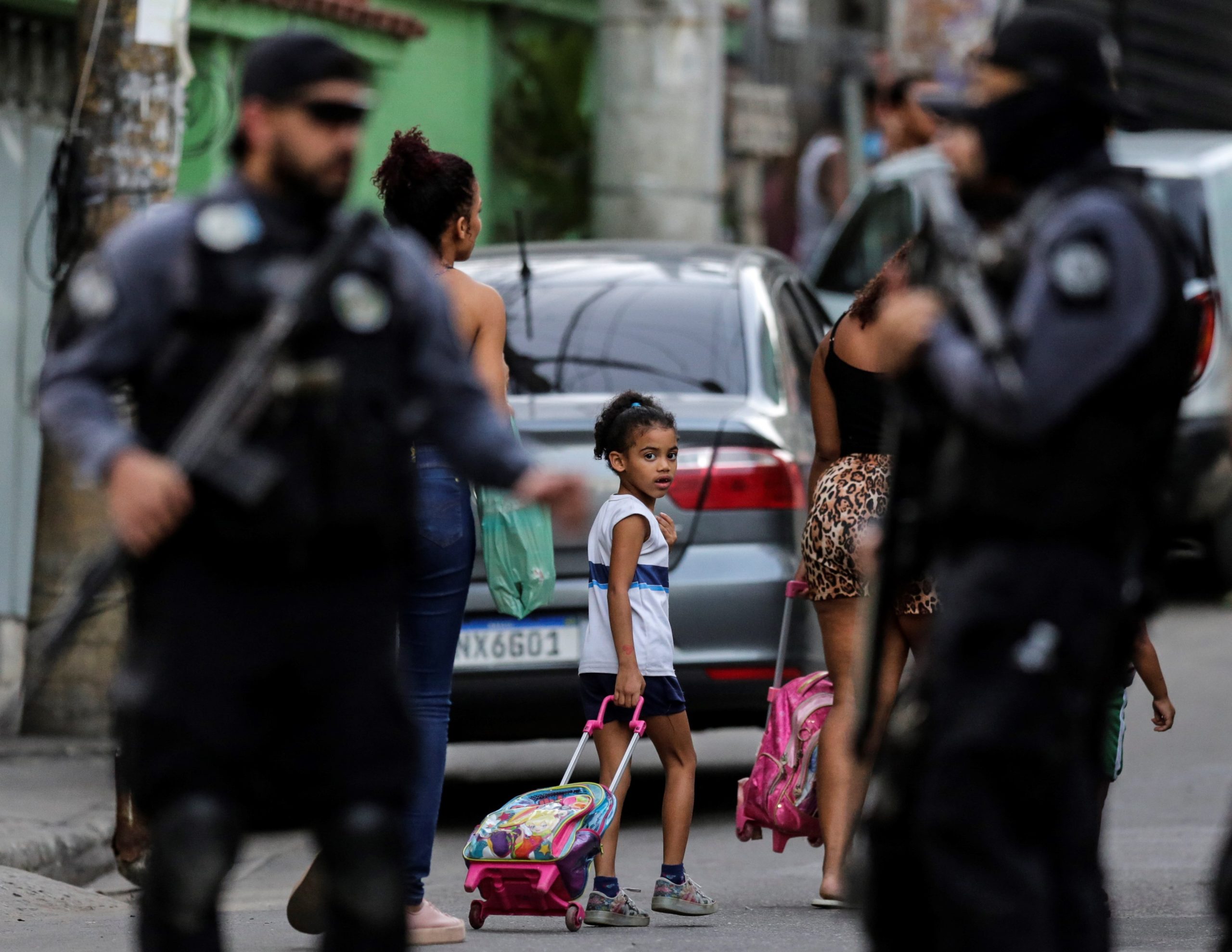 Novo balanço aponta para dez mortos em operação policial em favelas do Rio de Janeiro