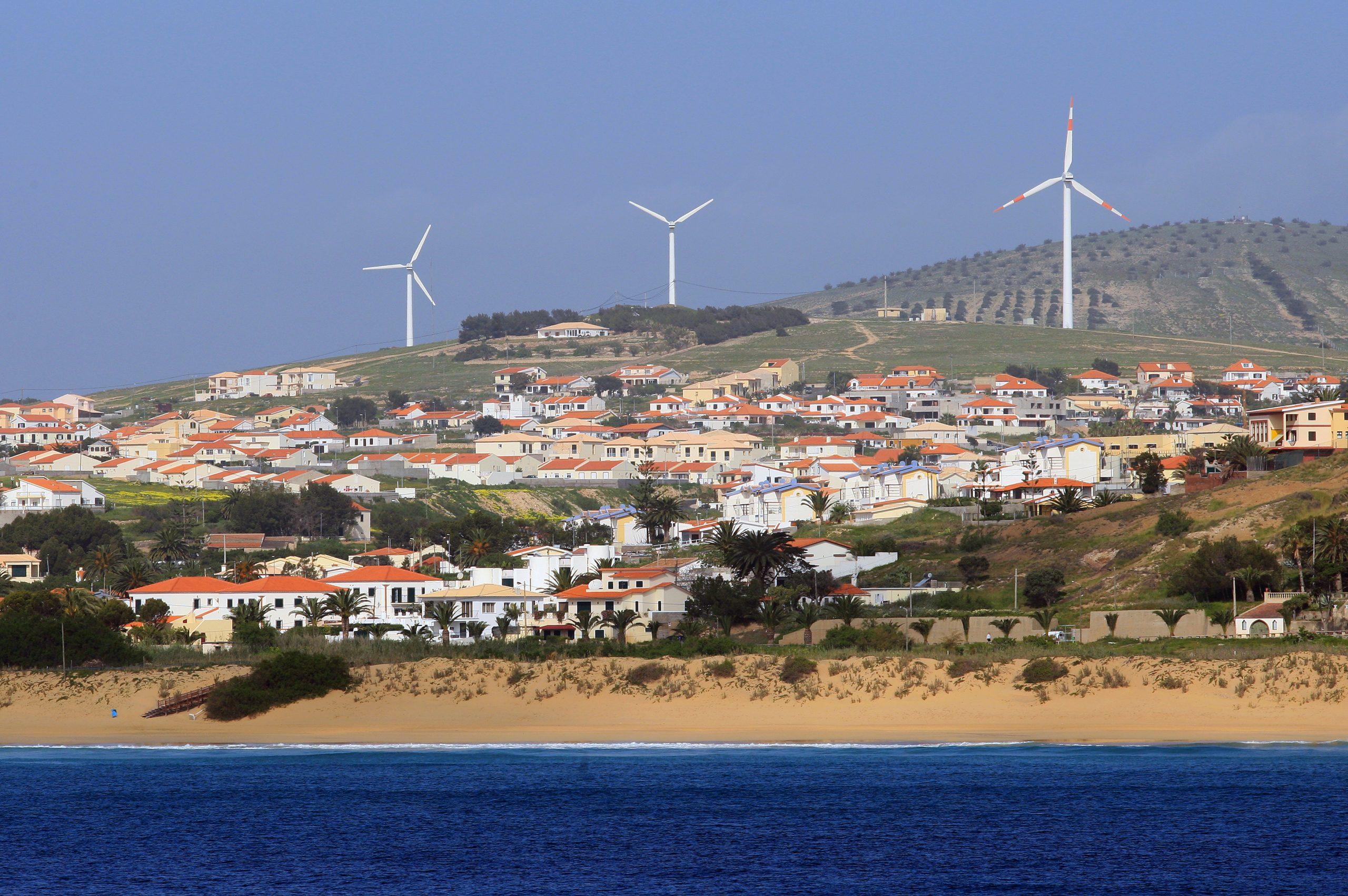 Hotel quase esgotado. Aumento de casos de covid-19 no Porto Santo obriga a criar novo espaço de isolamento
