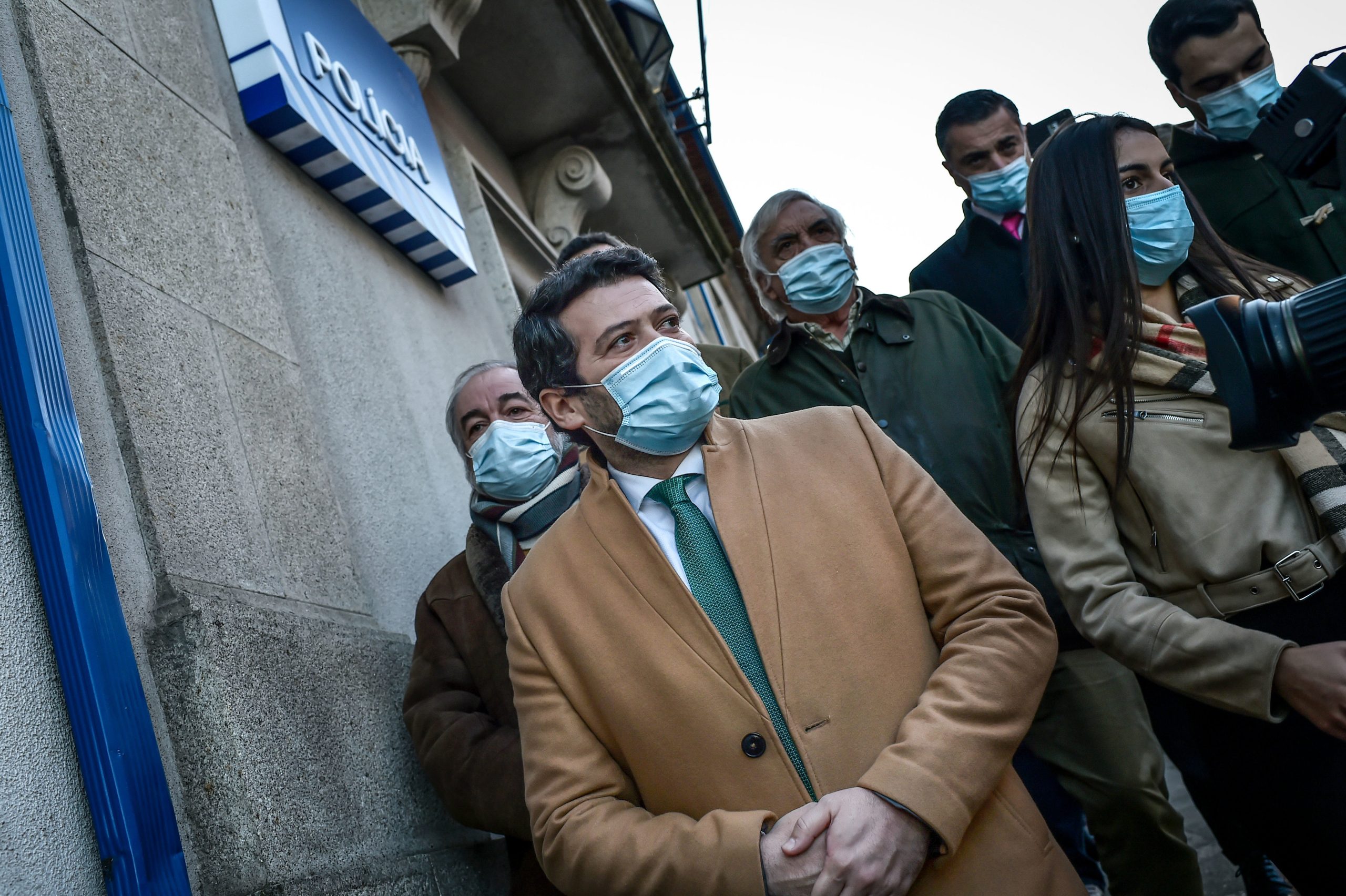 Presidenciais: “Claques” de André Ventura insultam e ameaçam jornalistas em Braga