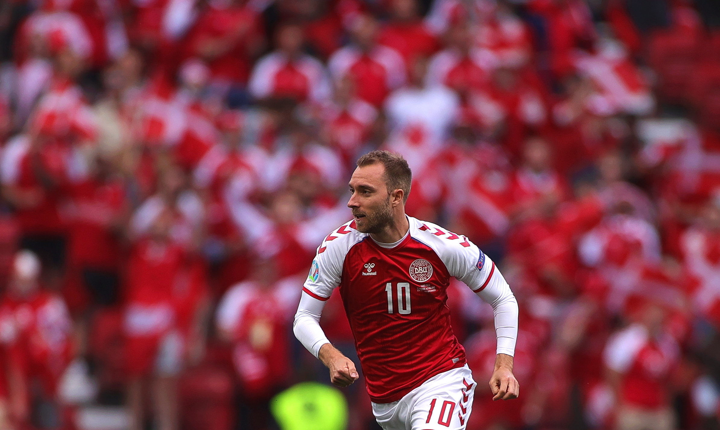 Eriksen vai ter desfibrilhador cardíaco subcutâneo implantado